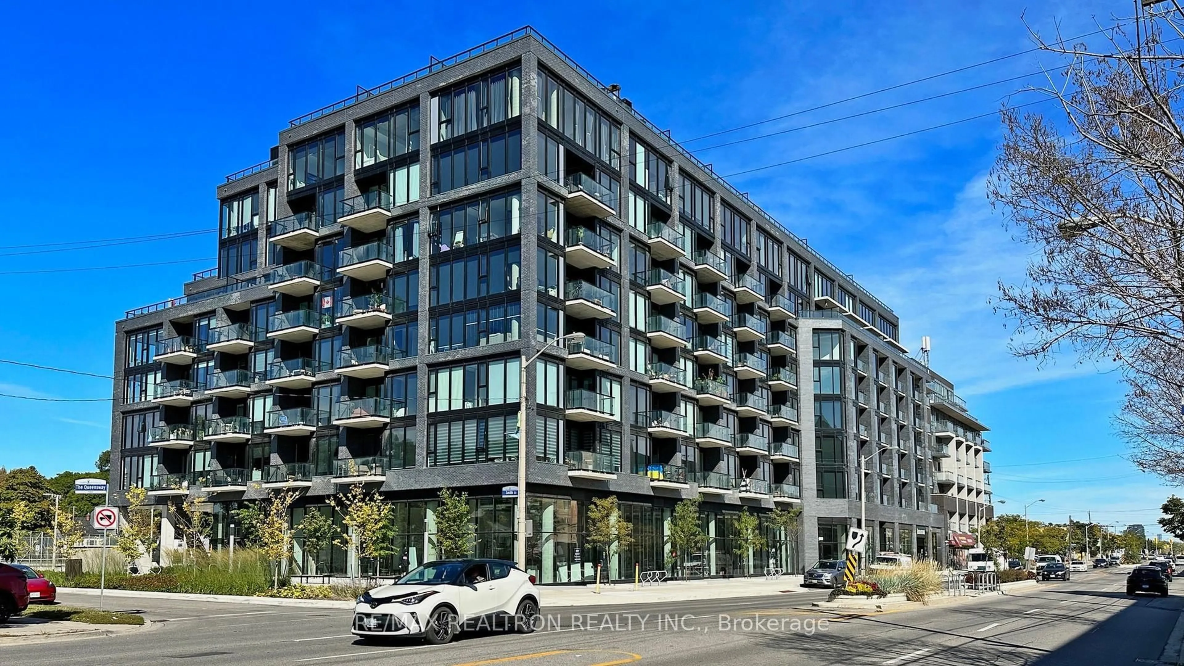 Unknown for 7 Smith Cres ##518, Toronto Ontario M8Z 0G3