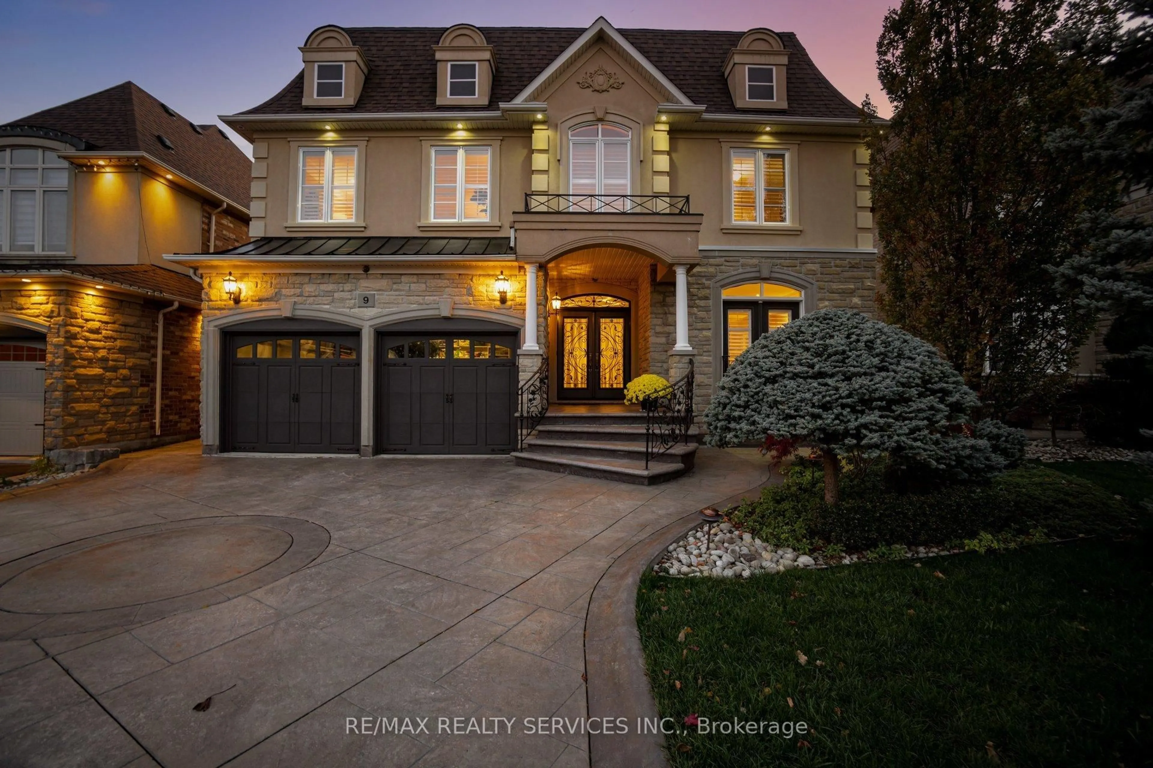 Home with brick exterior material, street for 9 Concorde Dr, Brampton Ontario L6P 1V3