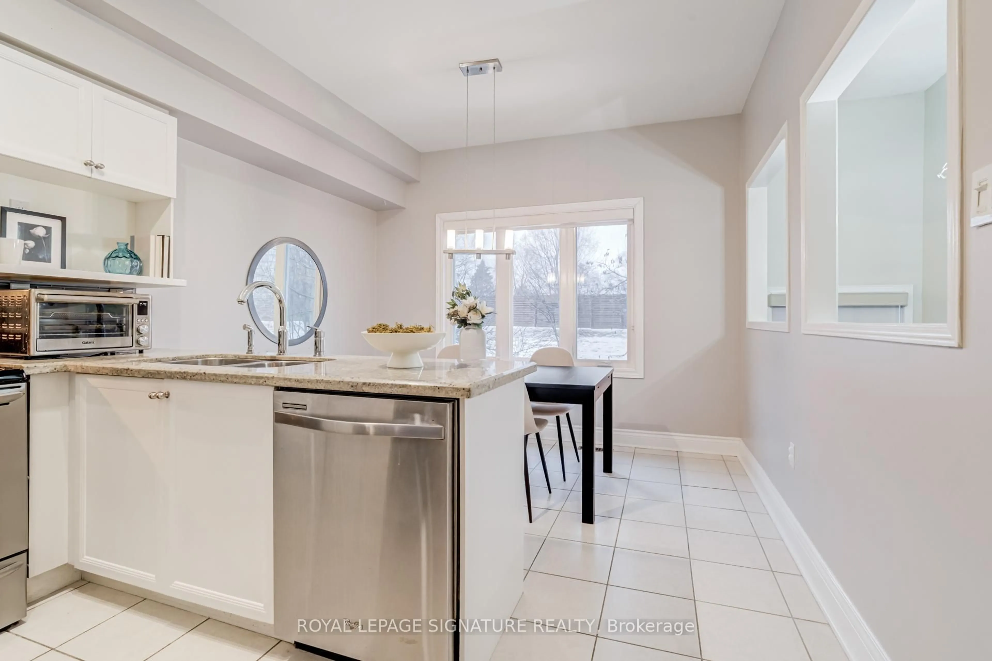 Open concept kitchen, ceramic/tile floor for 97 Harbourview Cres, Toronto Ontario M8V 4B1