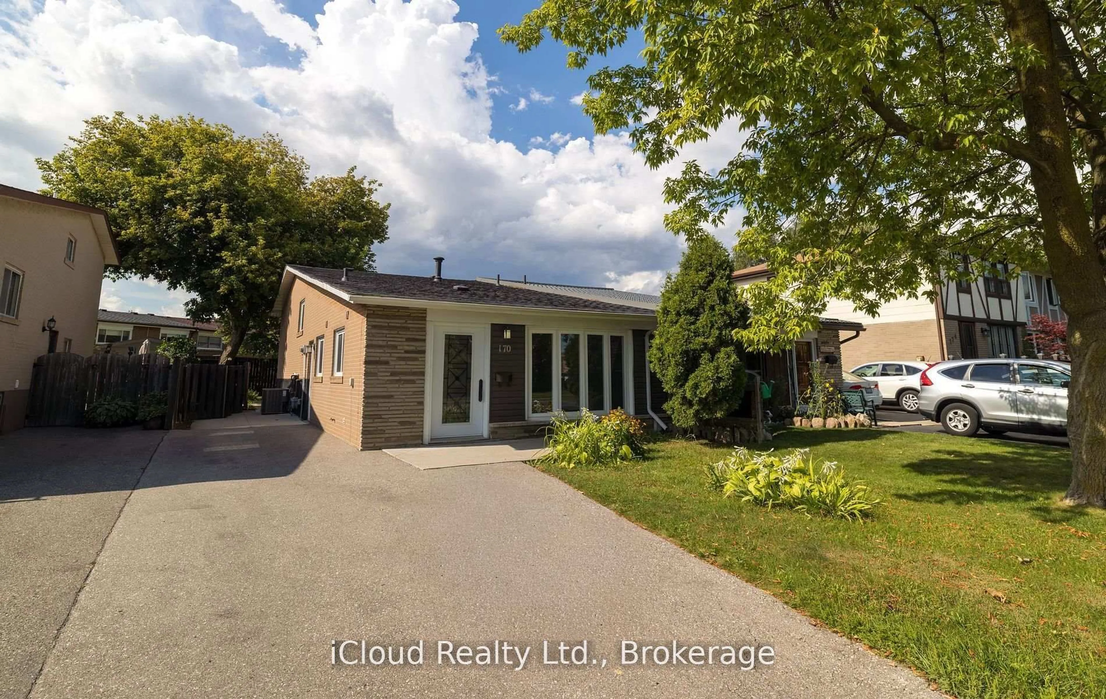 Unknown for 170 Clarence St, Brampton Ontario L6W 1S9