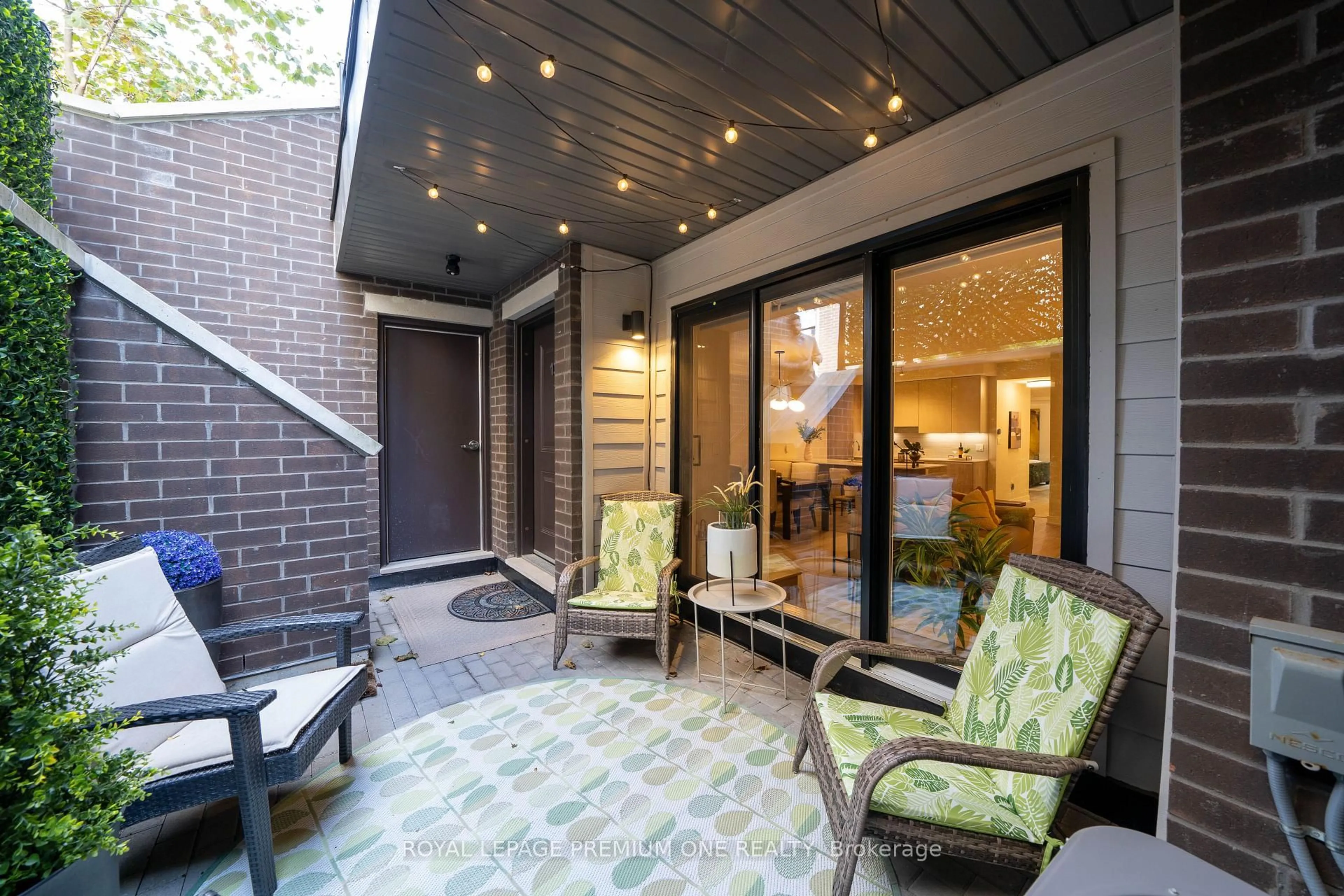 Patio, street for 66 Long Branch Ave #13, Toronto Ontario M8W 3J4