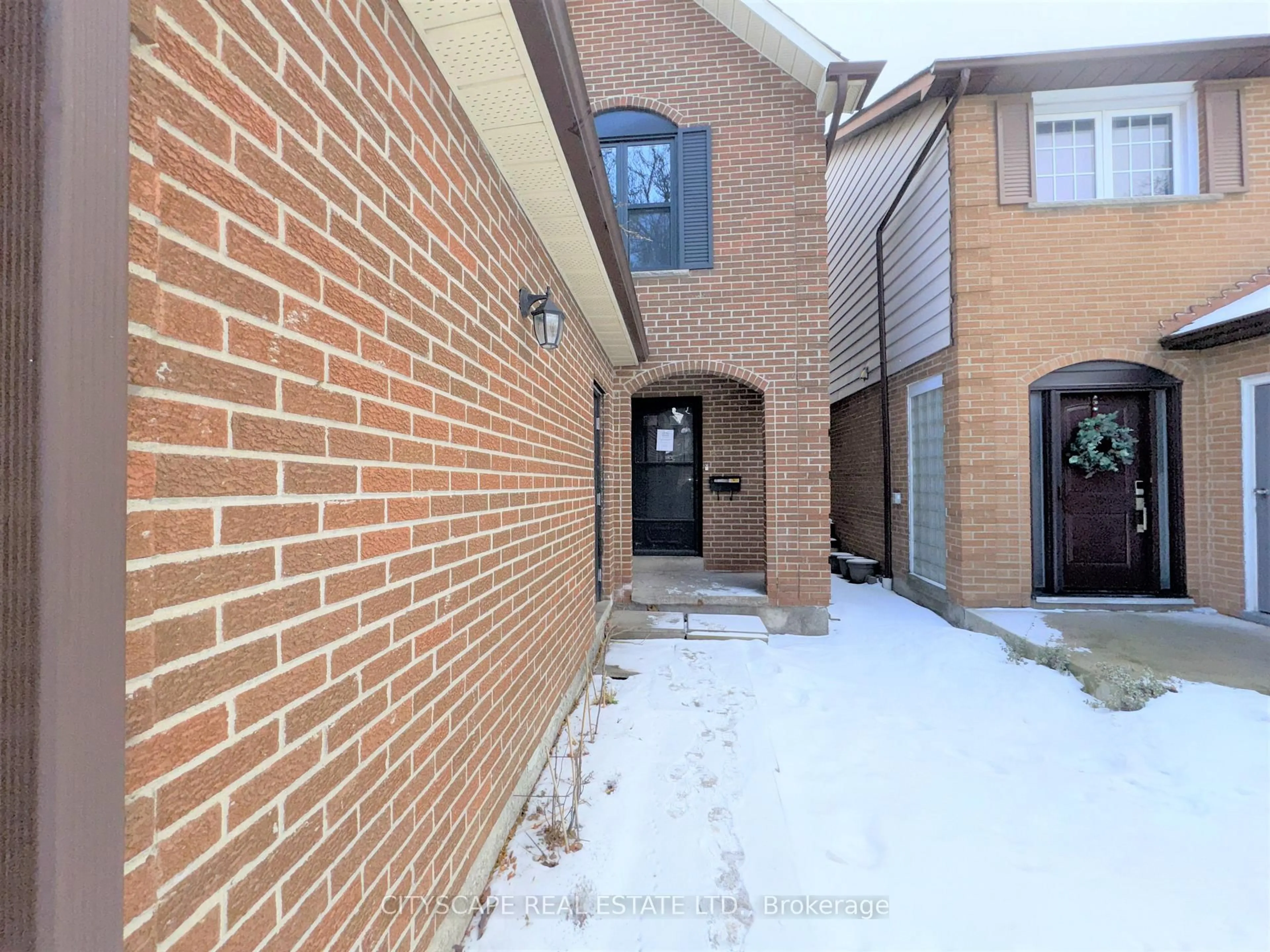 Home with brick exterior material, street for 4064 Teakwood Dr, Mississauga Ontario L5C 3L5