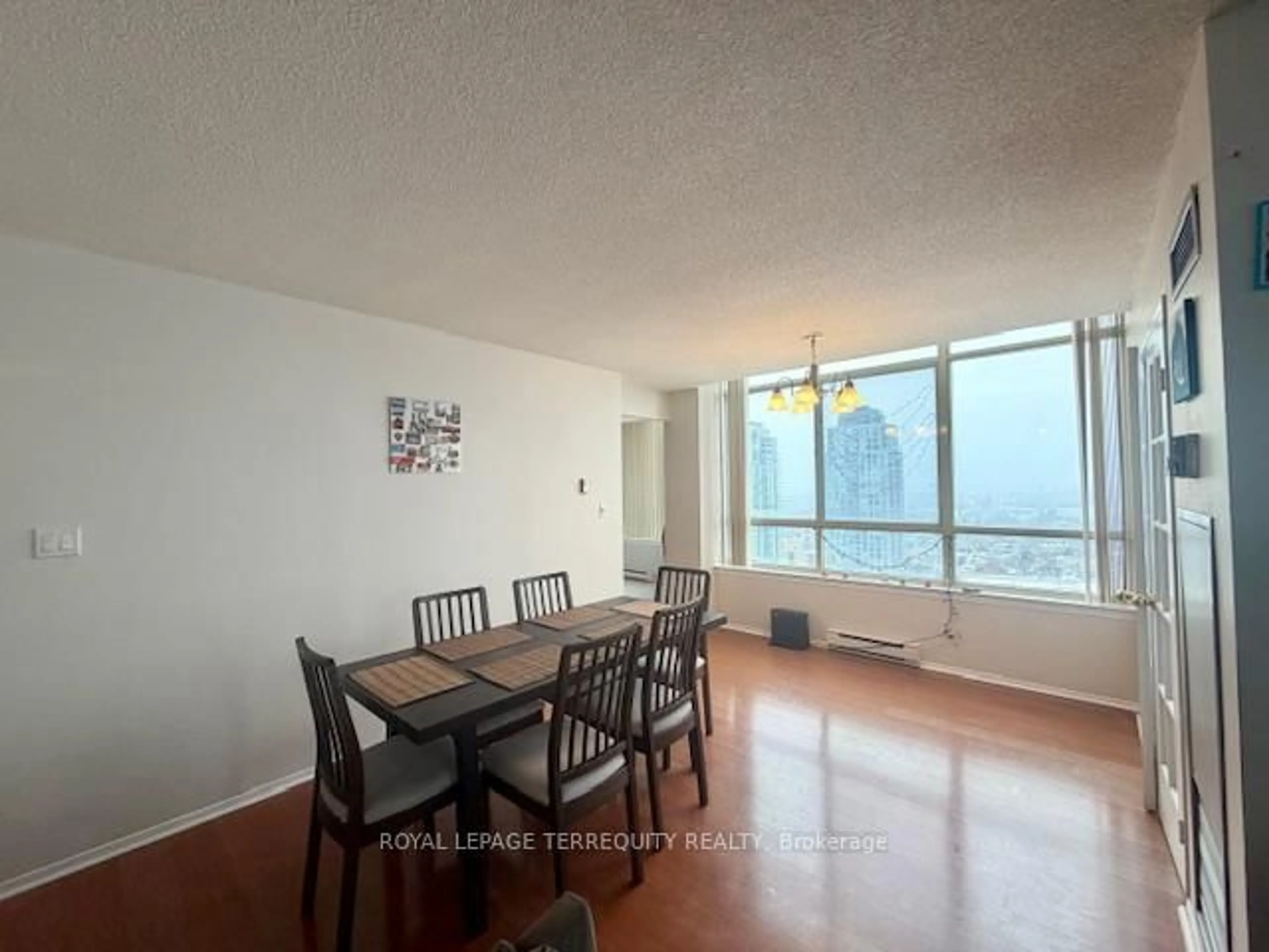 Dining room, unknown for 3605 Kariya Dr #Ph10, Mississauga Ontario L5B 3J4