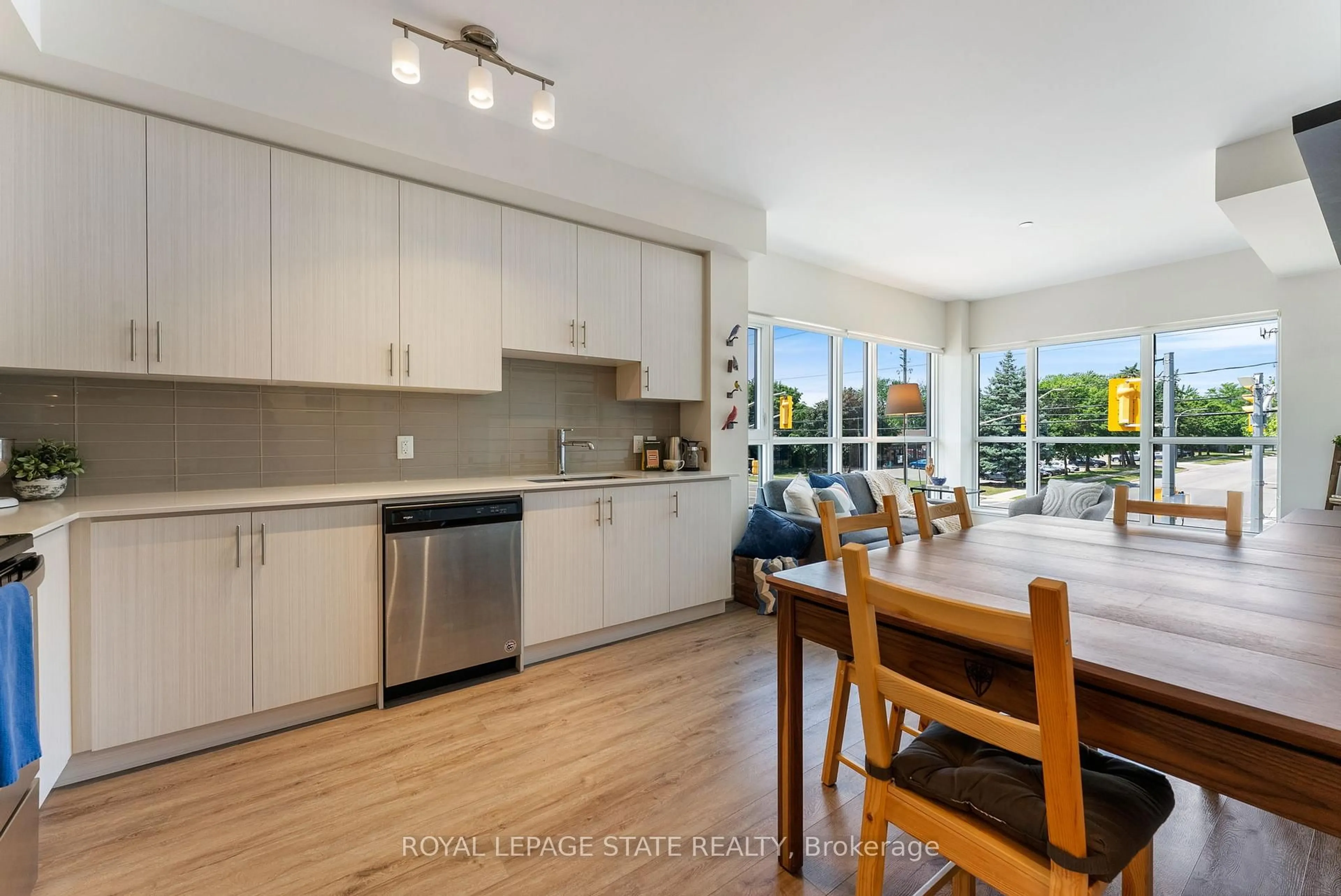 Open concept kitchen, unknown for 340 Plains Rd #202, Burlington Ontario L7T 0C2