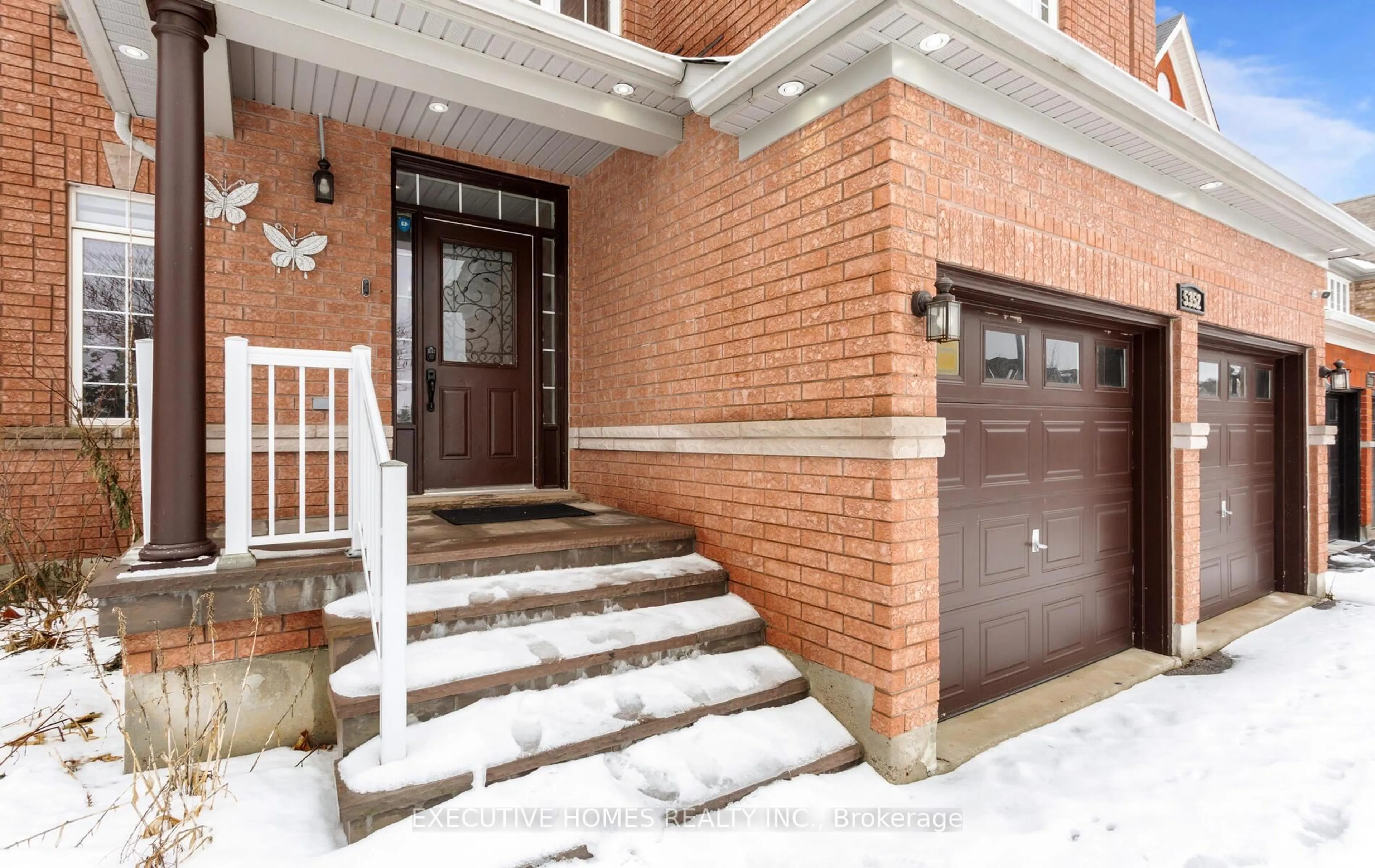 Home with brick exterior material, street for 5352 Snowbird Crt, Mississauga Ontario L5M 0P9