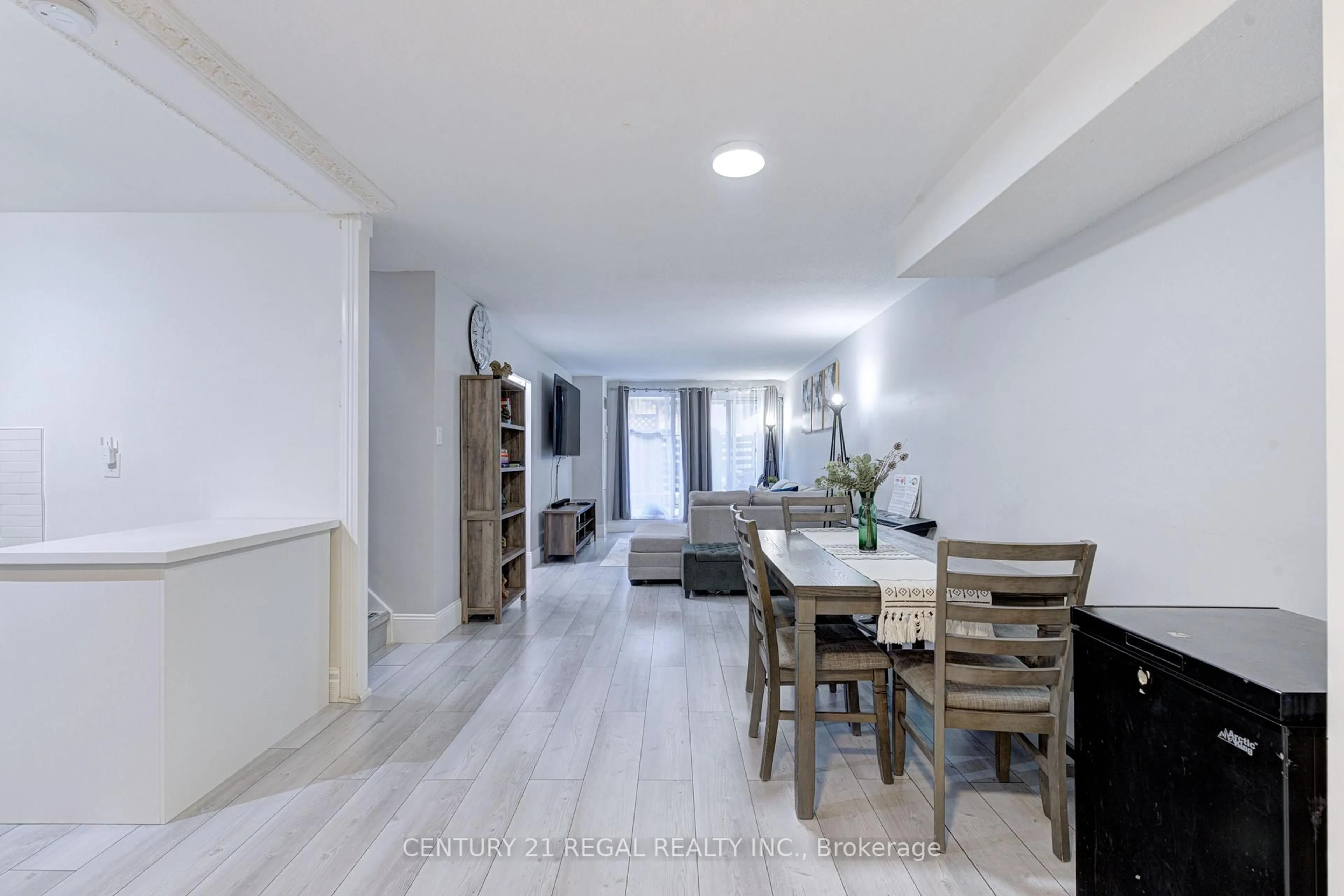 Unknown for 366 The East Mall #139, Toronto Ontario M9B 6C6