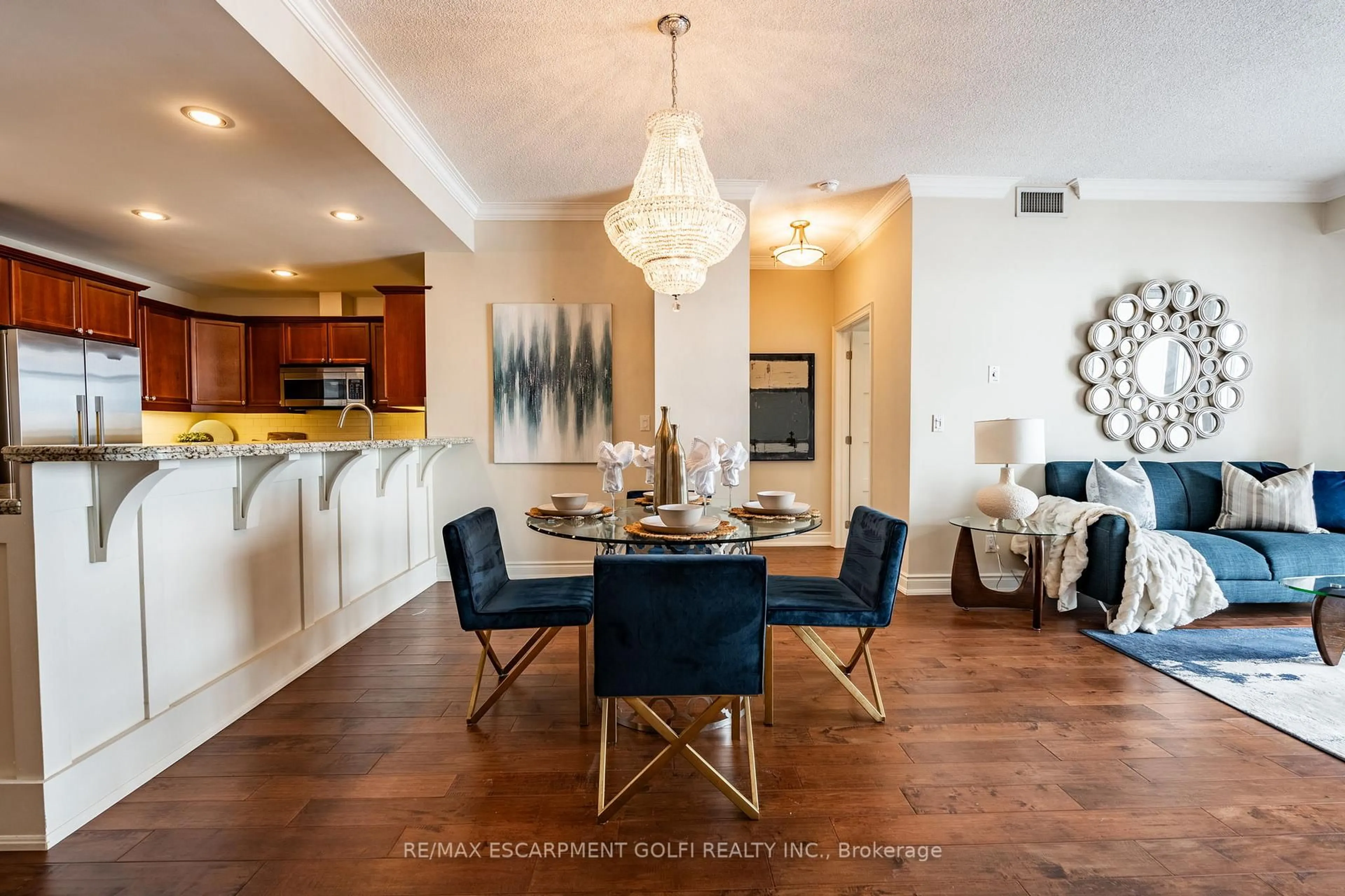 Dining room, unknown for 1477 Lakeshore Rd #304, Burlington Ontario L7S 1B5