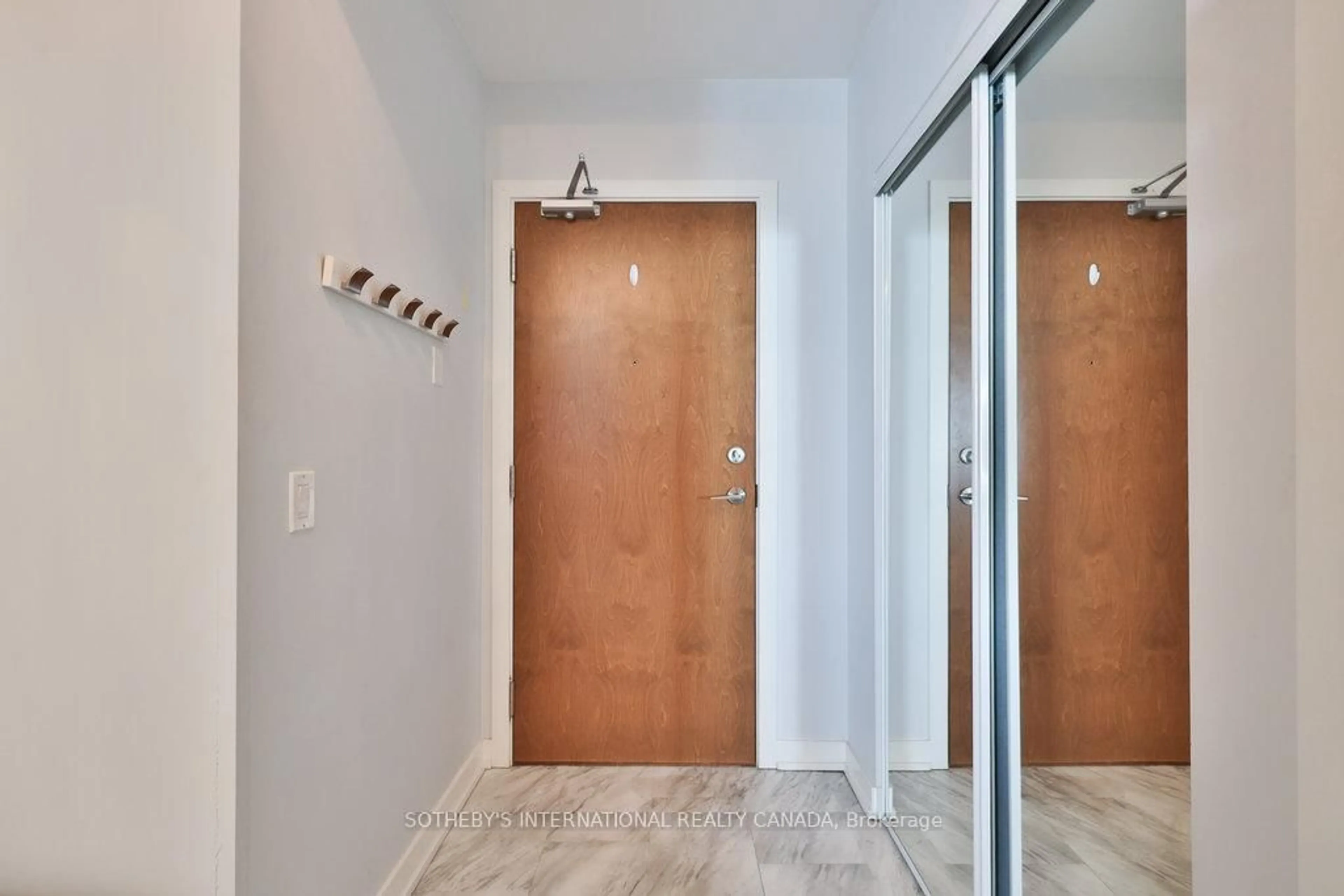 Indoor entryway for 2212 Lake Shore Blvd #1803, Toronto Ontario M8V 0C2