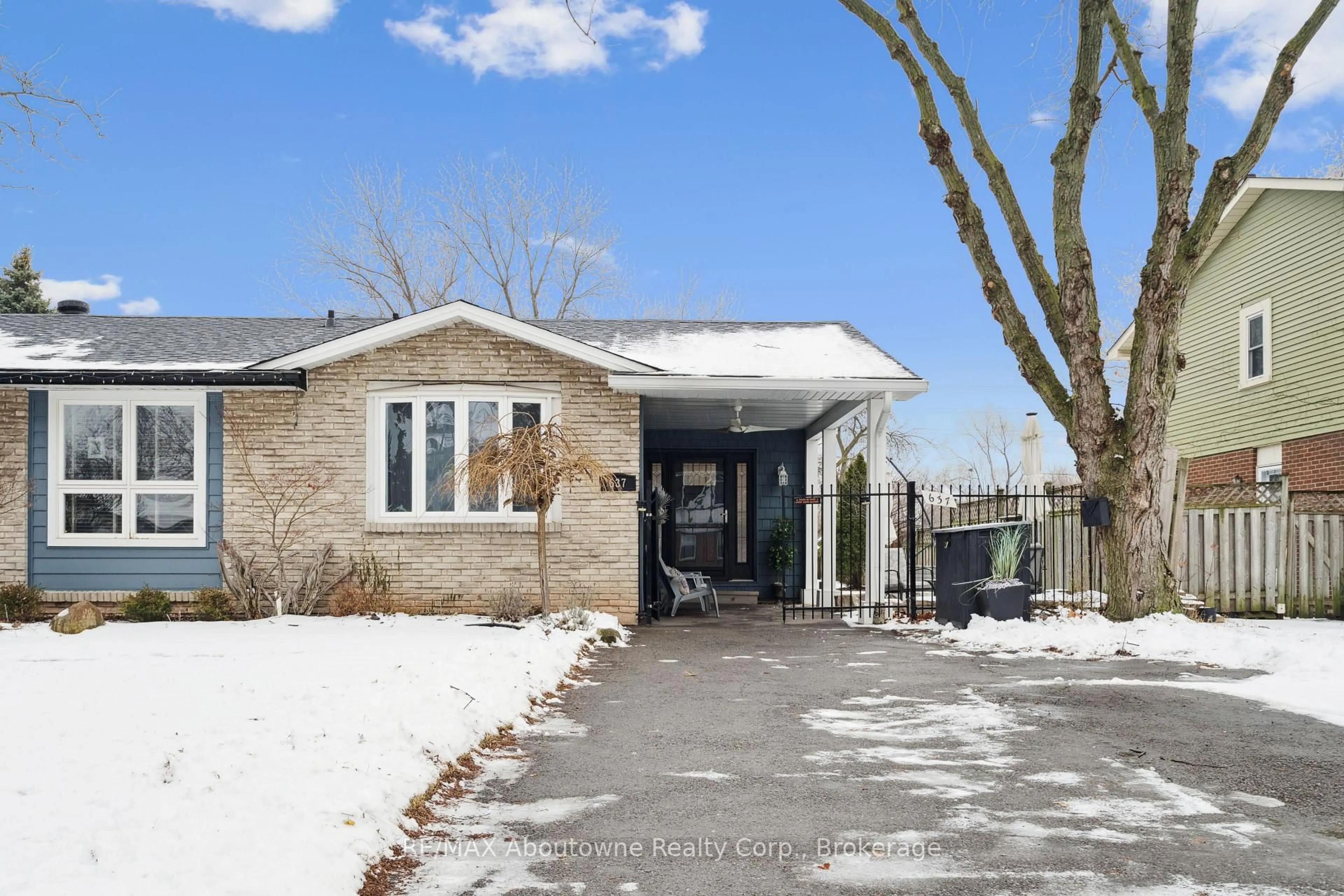 Unknown for 637 Lomond Cres, Burlington Ontario L7L 2N8
