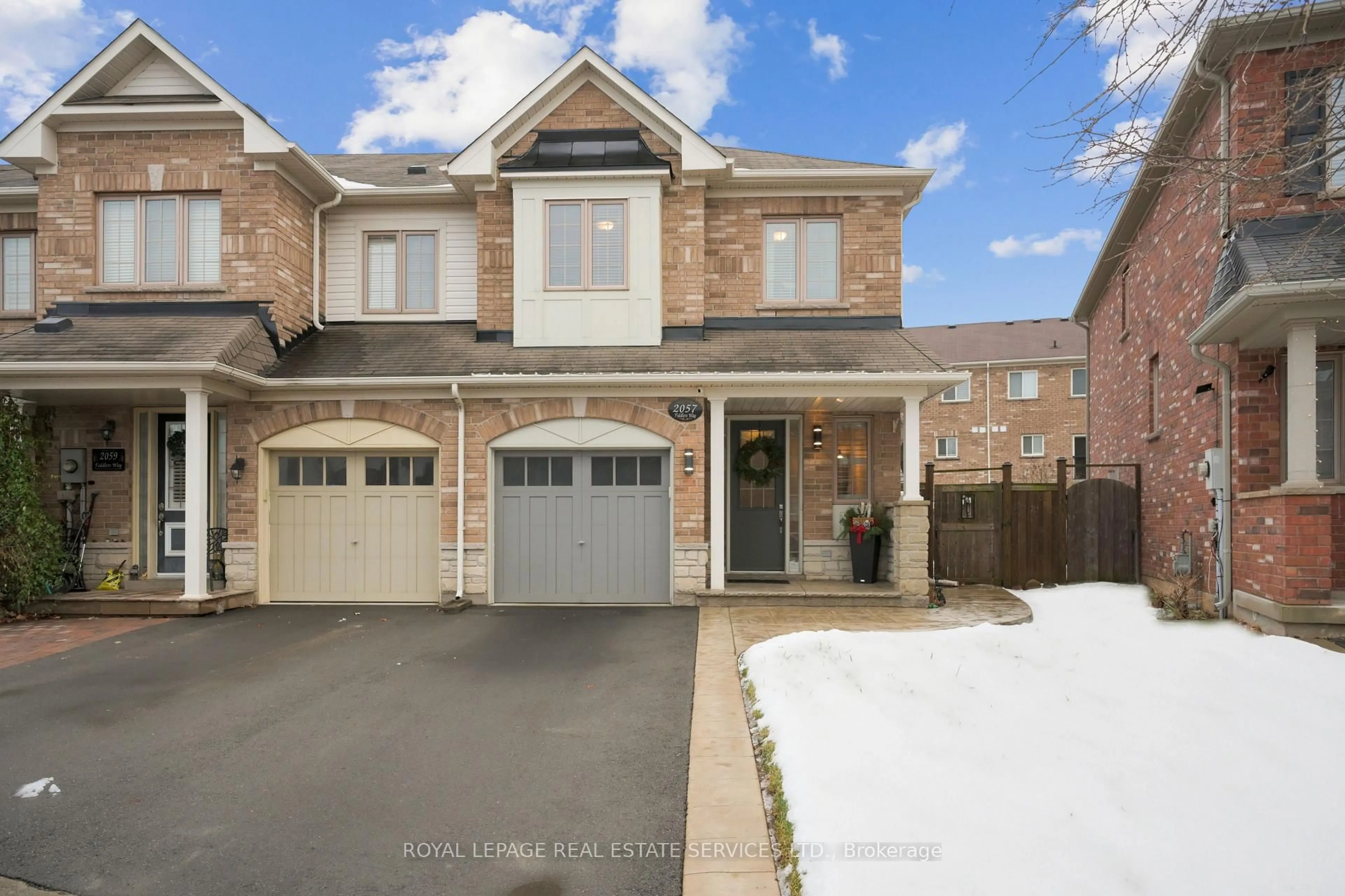 Unknown for 2057 Fiddlers Way, Oakville Ontario L6M 0M4