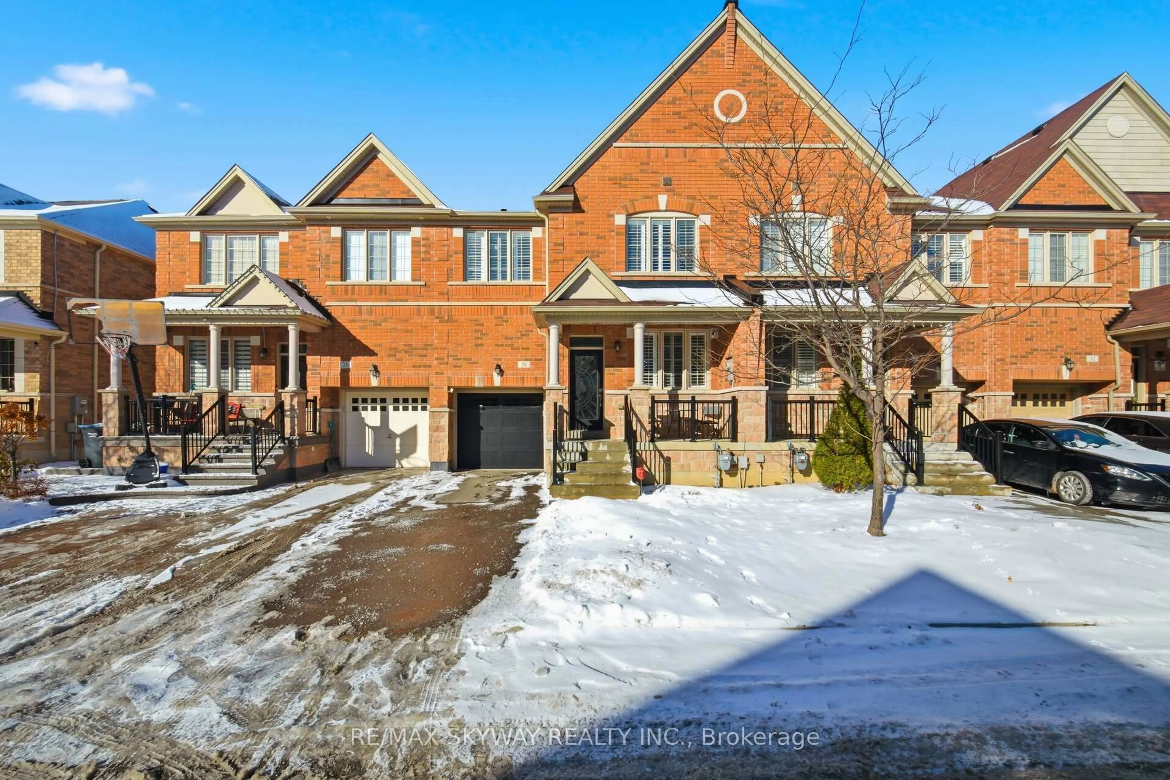 Home with brick exterior material, street for 28 Yellowknife Rd, Brampton Ontario L6R 3X3