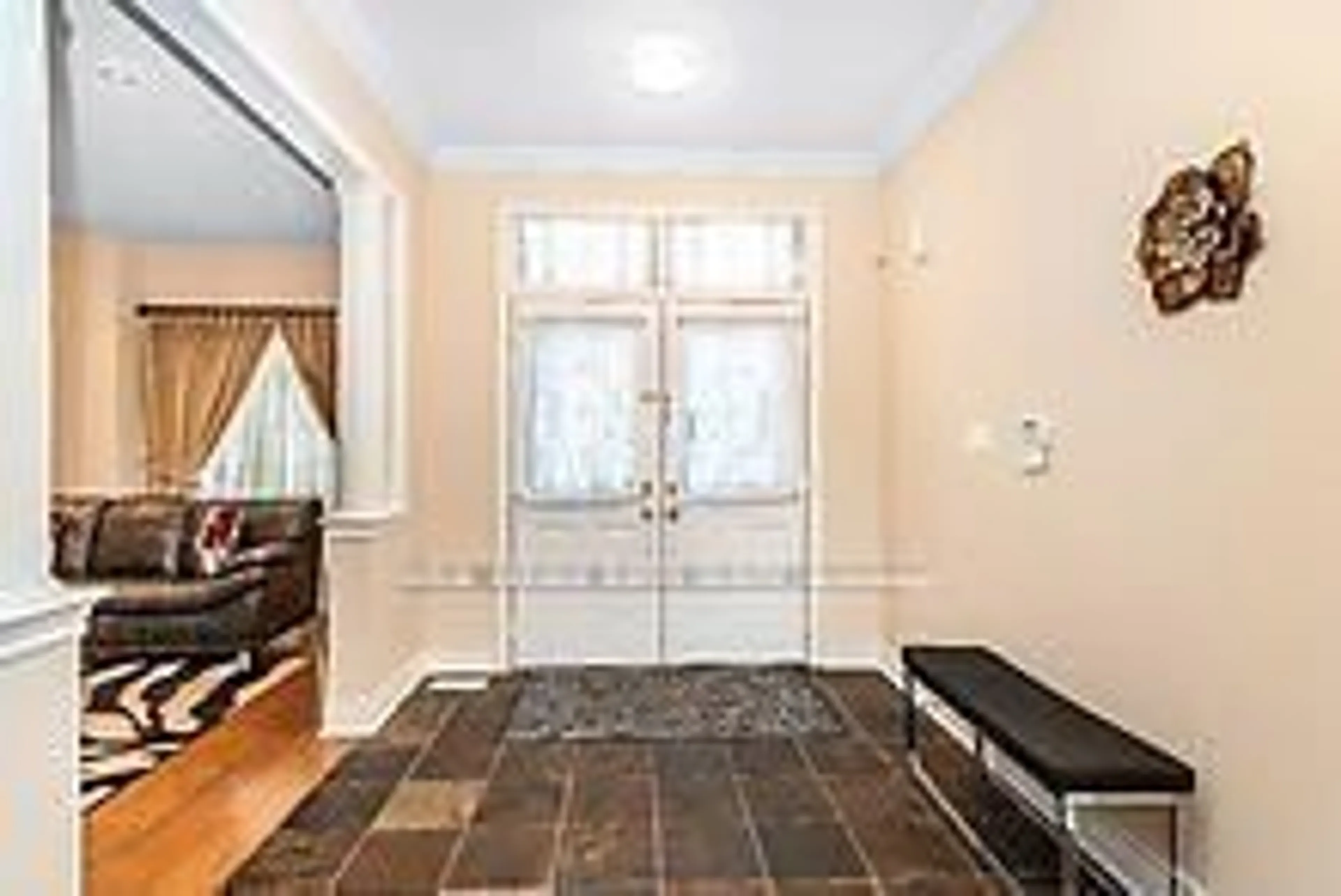 Indoor entryway for 36 Valleyridge Cres, Brampton Ontario L6P 2C8