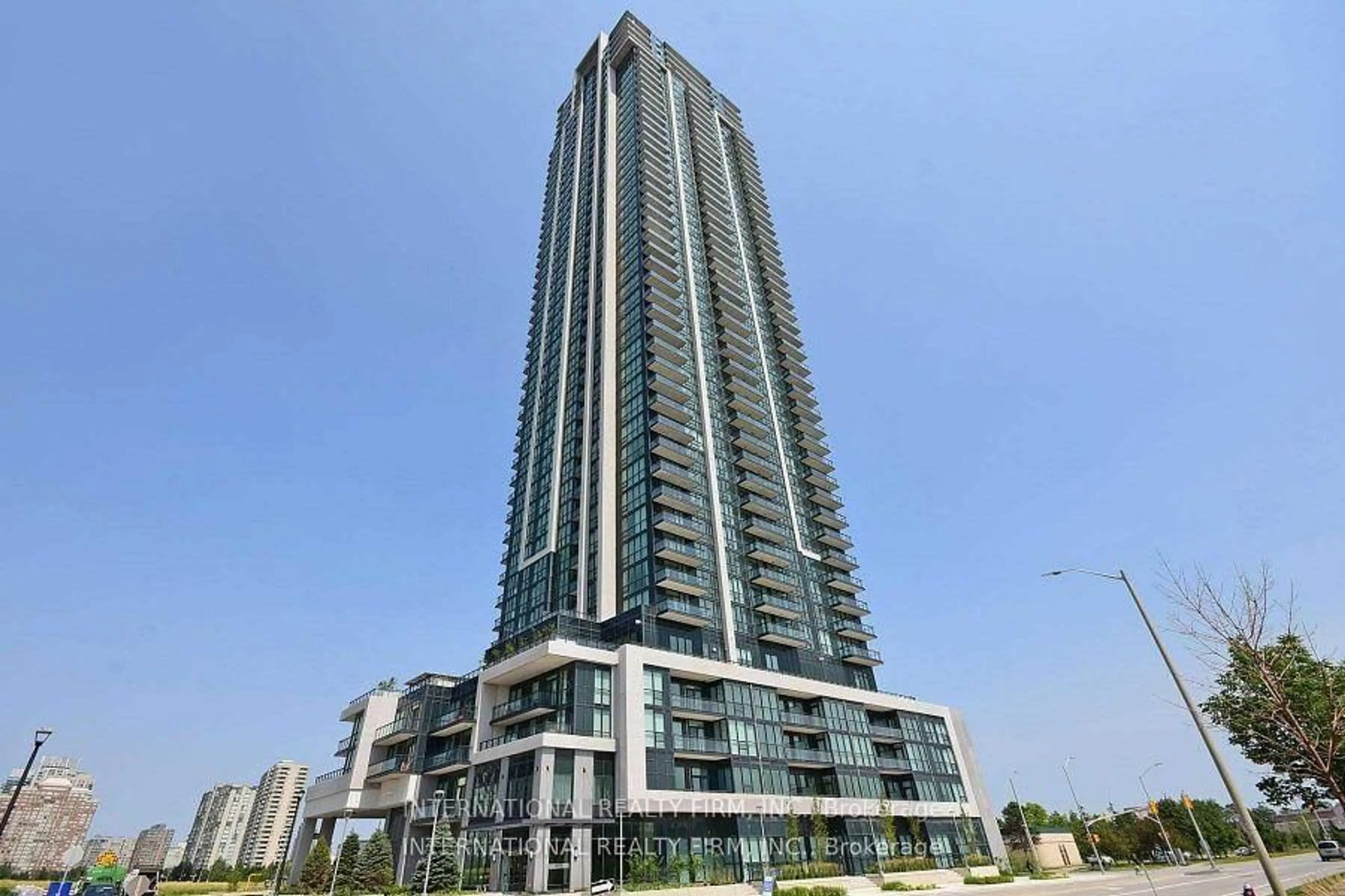 Indoor foyer for 3975 Grand Park Dr #307, Mississauga Ontario L5B 0K4