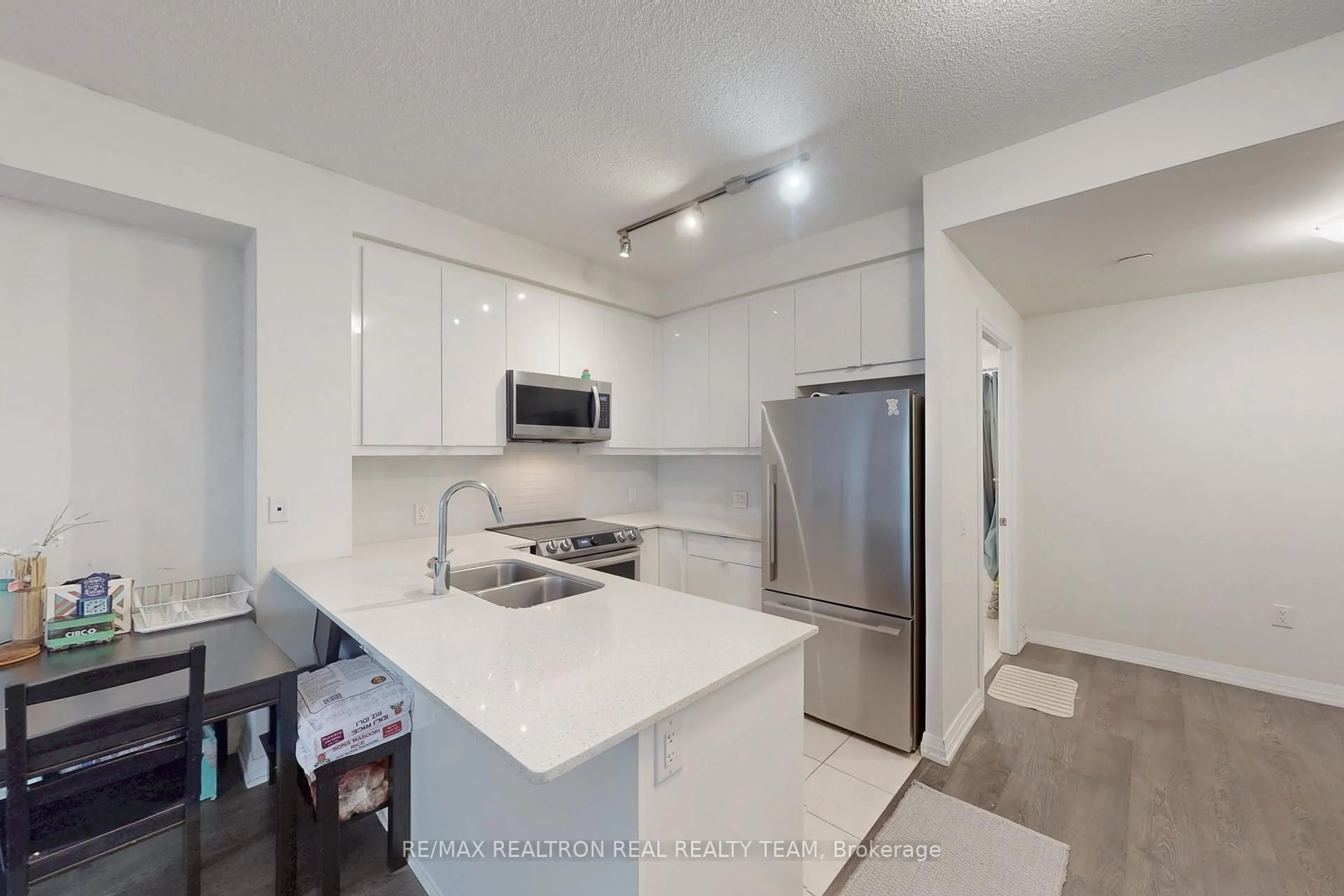 Standard kitchen, unknown for 50 Thomas Riley Rd ##1510, Toronto Ontario M9B 0C5