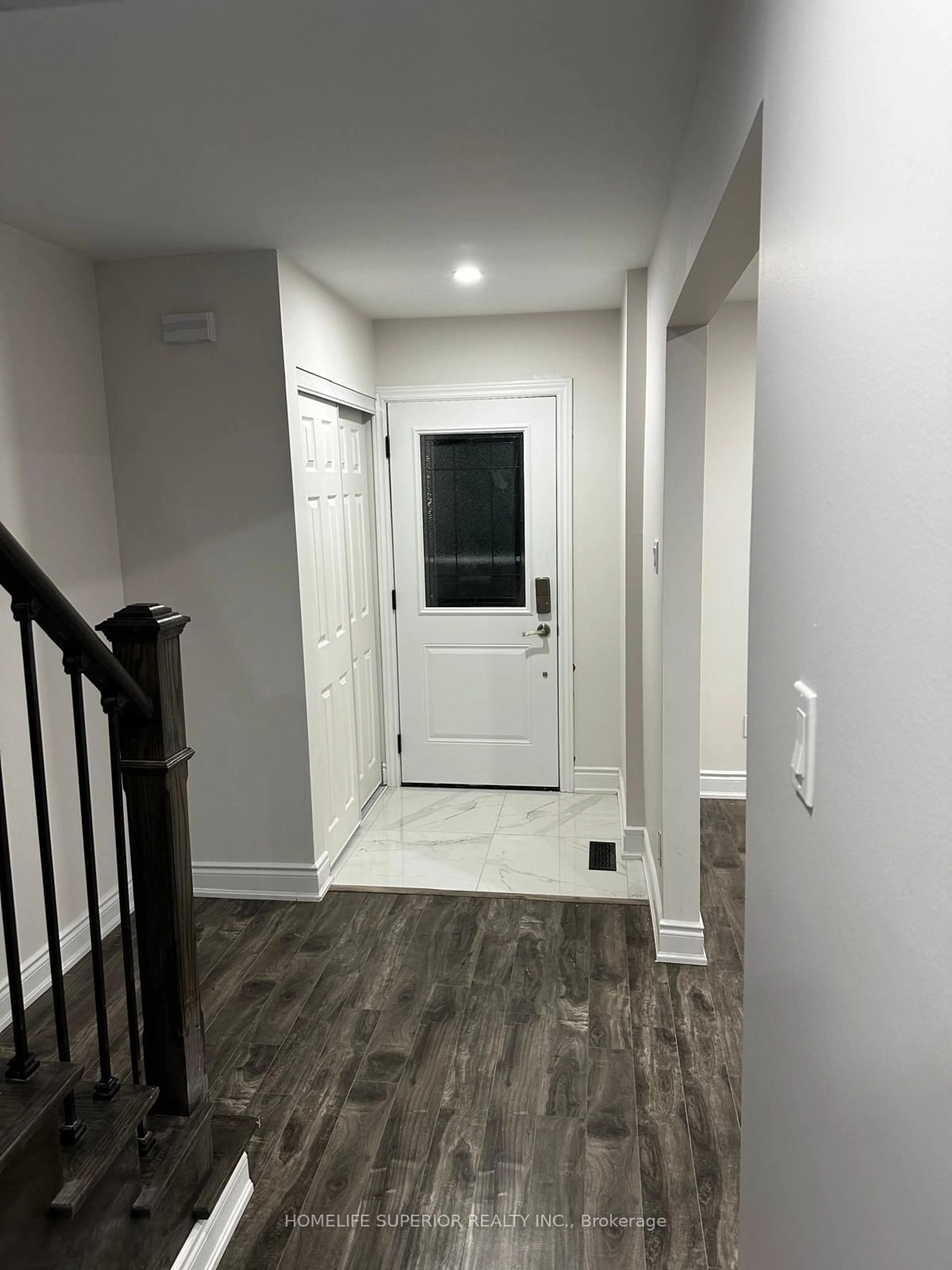 Indoor entryway for 9 Nuttall St, Brampton Ontario L6S 4W3