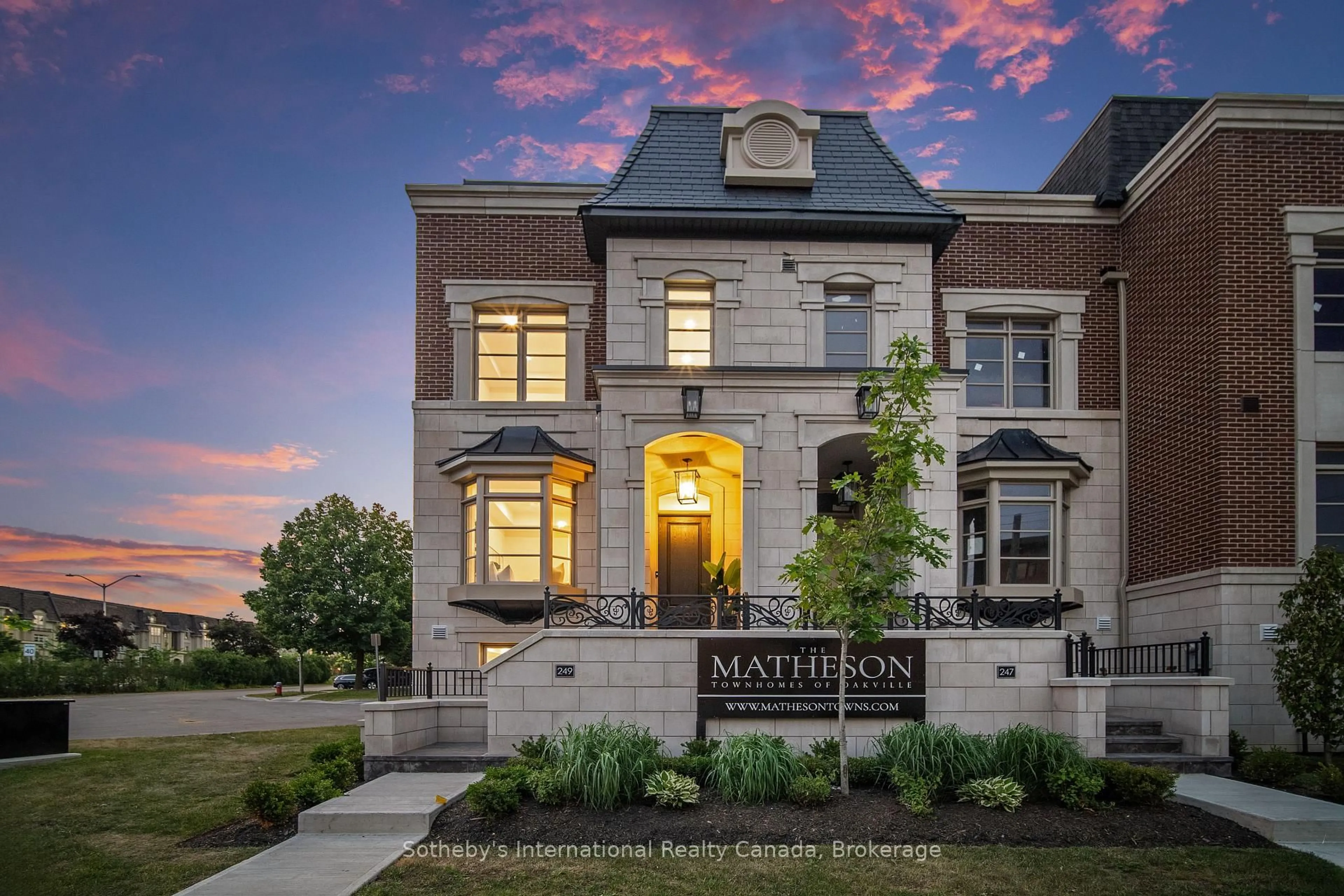 Home with brick exterior material, unknown for 249 Rebecca St, Oakville Ontario L6K 2W4