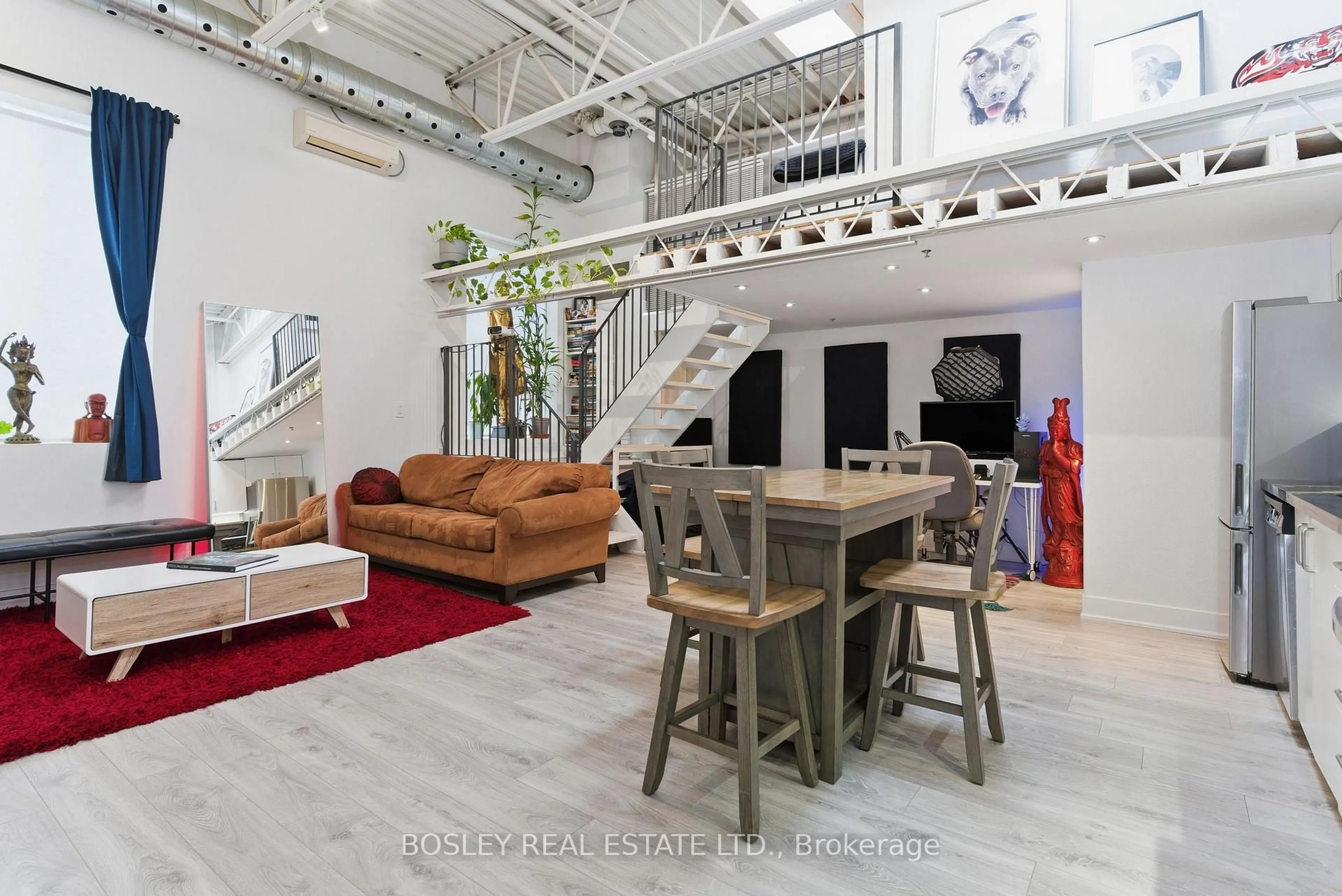 Unknown for 347 Sorauren Ave #209, Toronto Ontario M6R 2G8