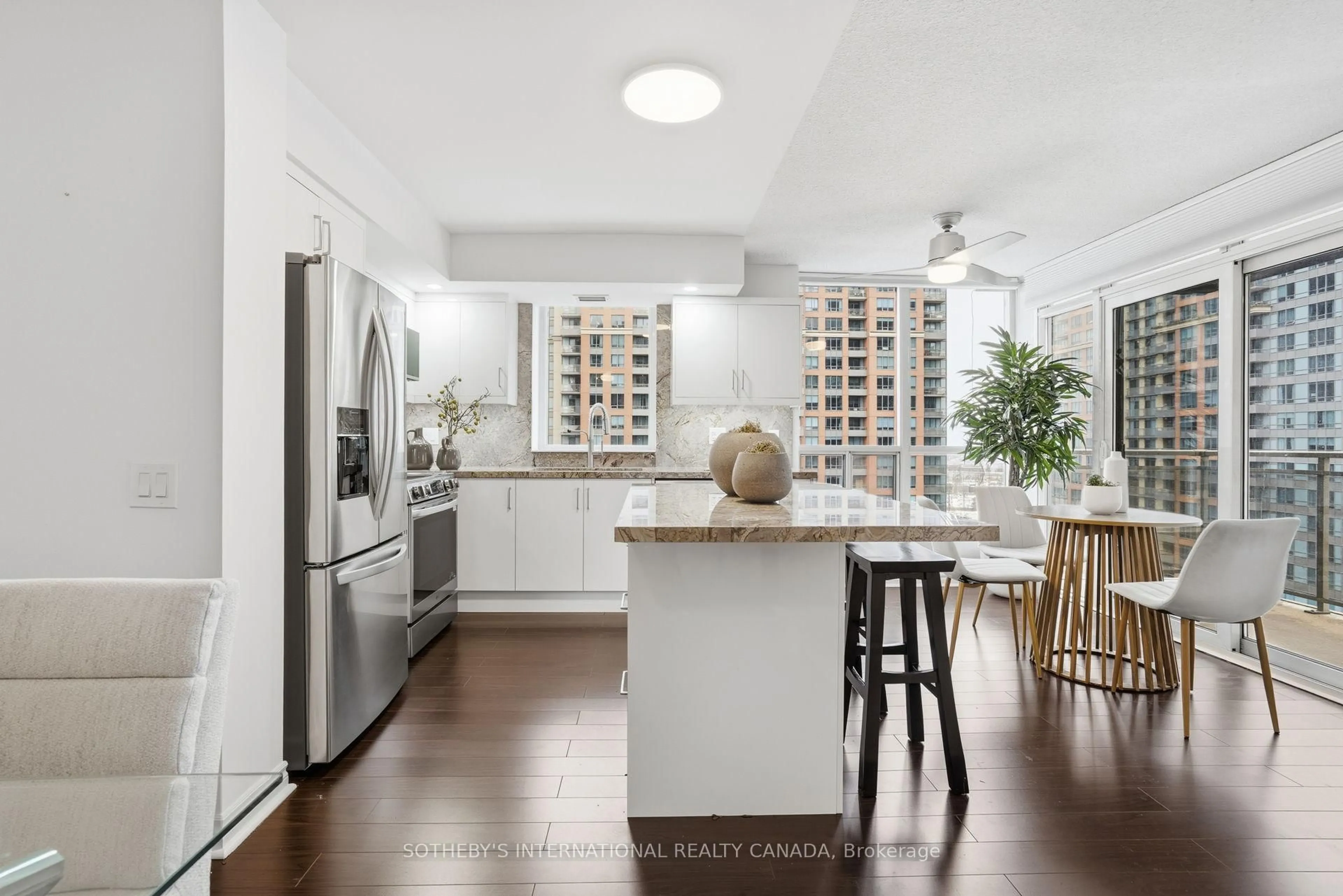 Open concept kitchen, ceramic/tile floor for 5229 Dundas St #1210, Toronto Ontario M9B 6L9