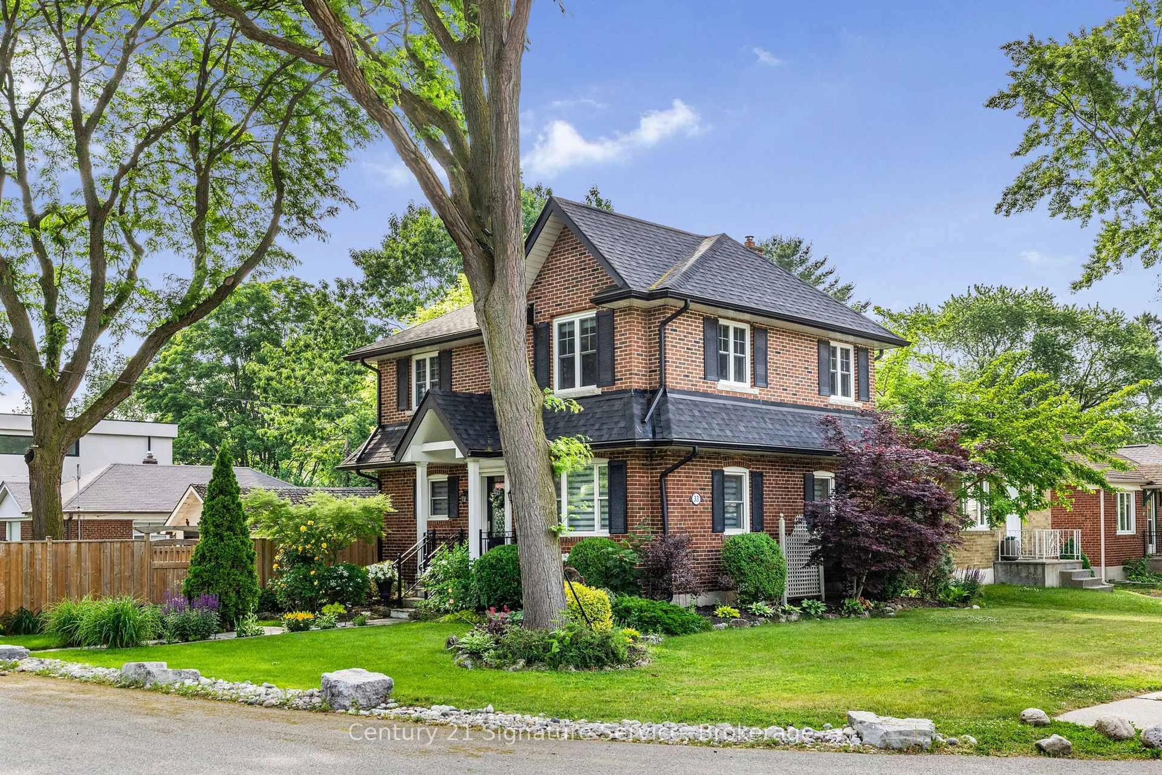 Home with brick exterior material, street for 33 McIntosh Ave, Toronto Ontario M8Y 3E1