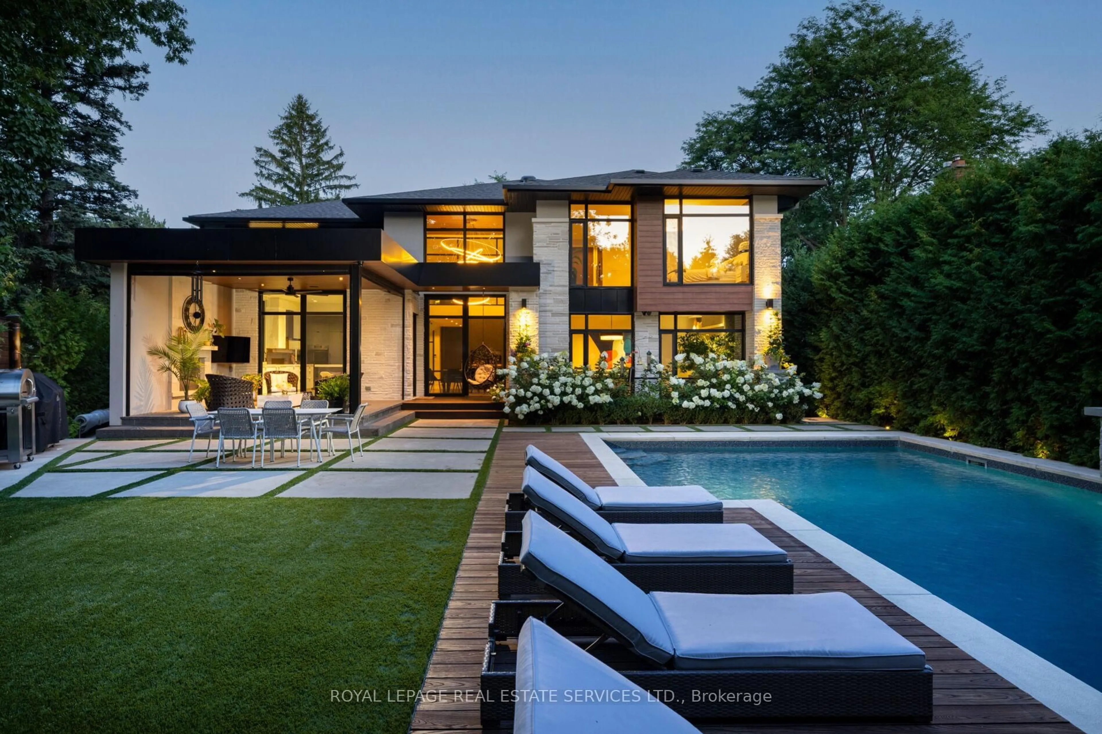 Unknown for 1471 Rogerswood Crt, Mississauga Ontario L5J 1R7