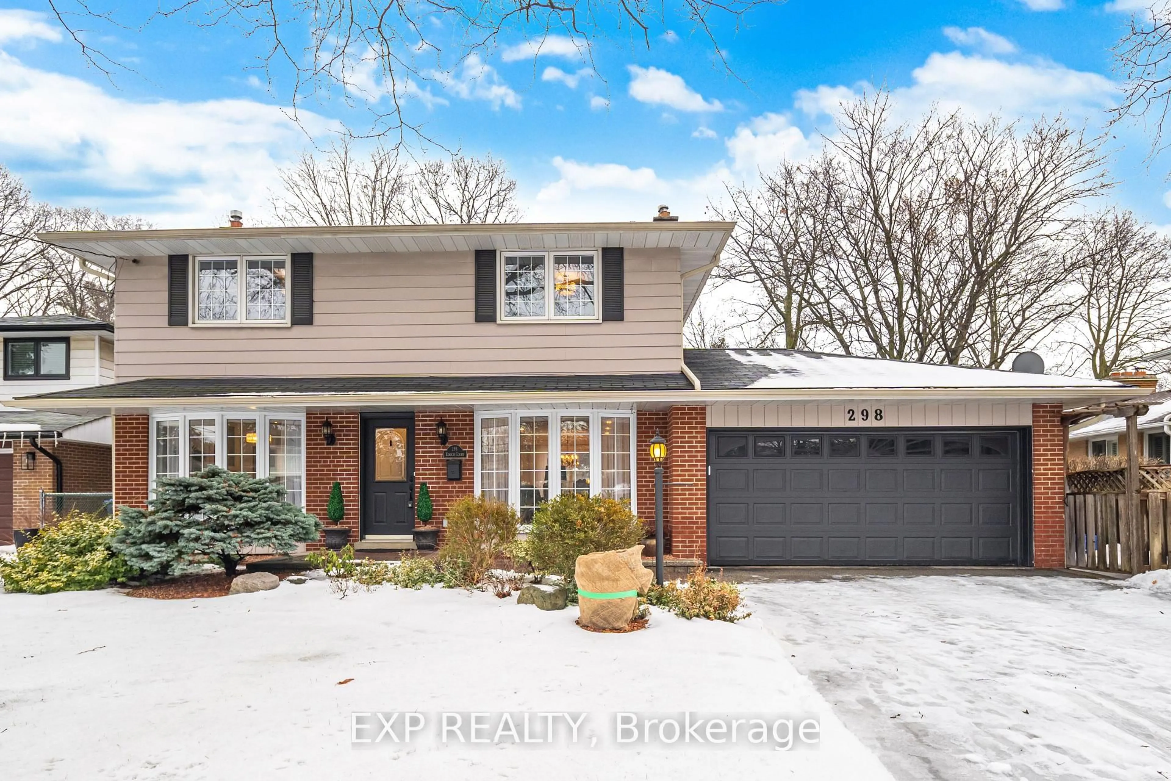 Home with brick exterior material, street for 298 Edrich Crt, Mississauga Ontario L5A 1R3