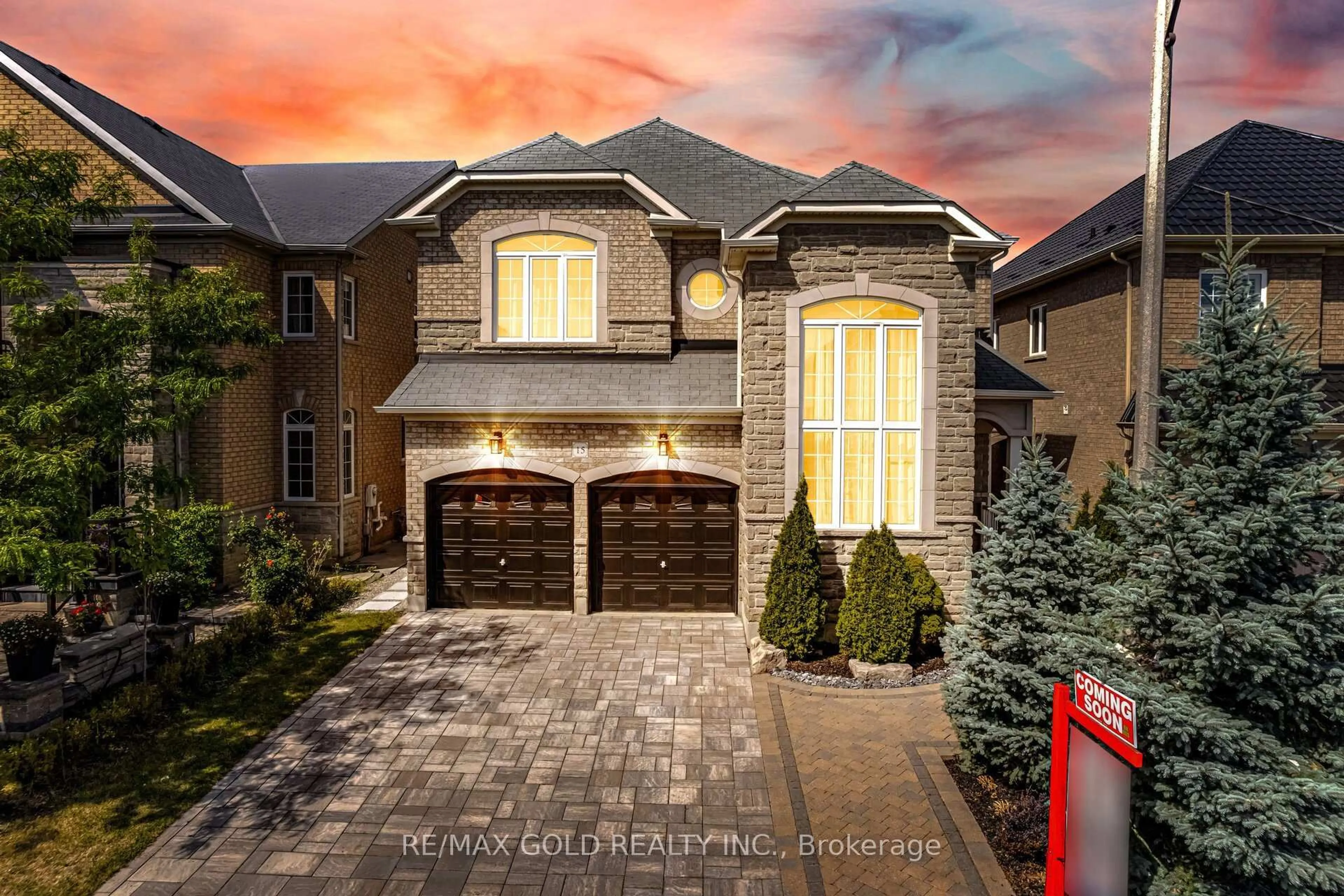 Home with brick exterior material, street for 15 Oakhaven Rd, Brampton Ontario L6P 2Y3