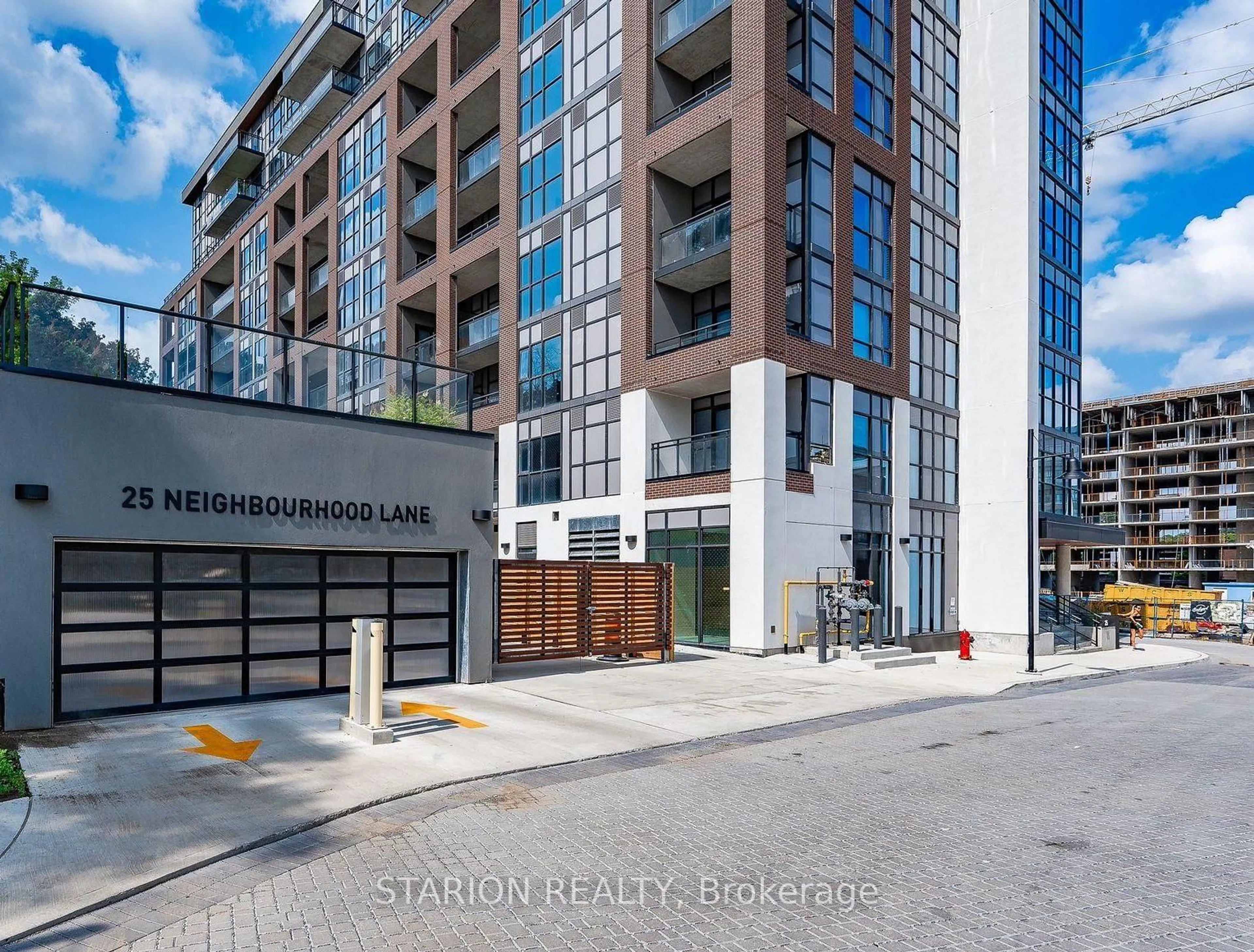 Unknown for 25 Neighbourhood Lane #513, Toronto Ontario M8Y 0C4