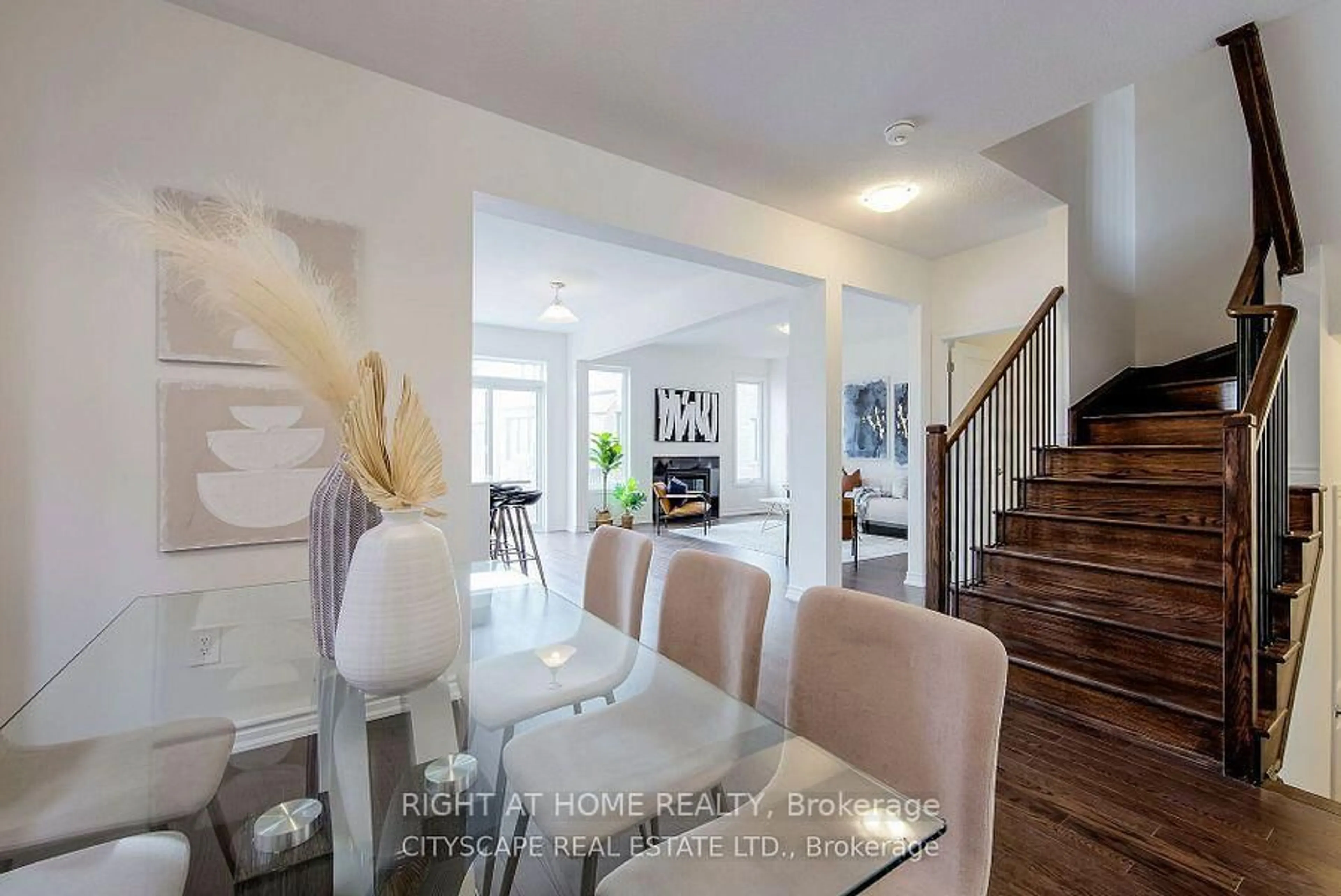 Dining room, unknown for 1462 KITCHEN Crt, Milton Ontario L9E 1Y8