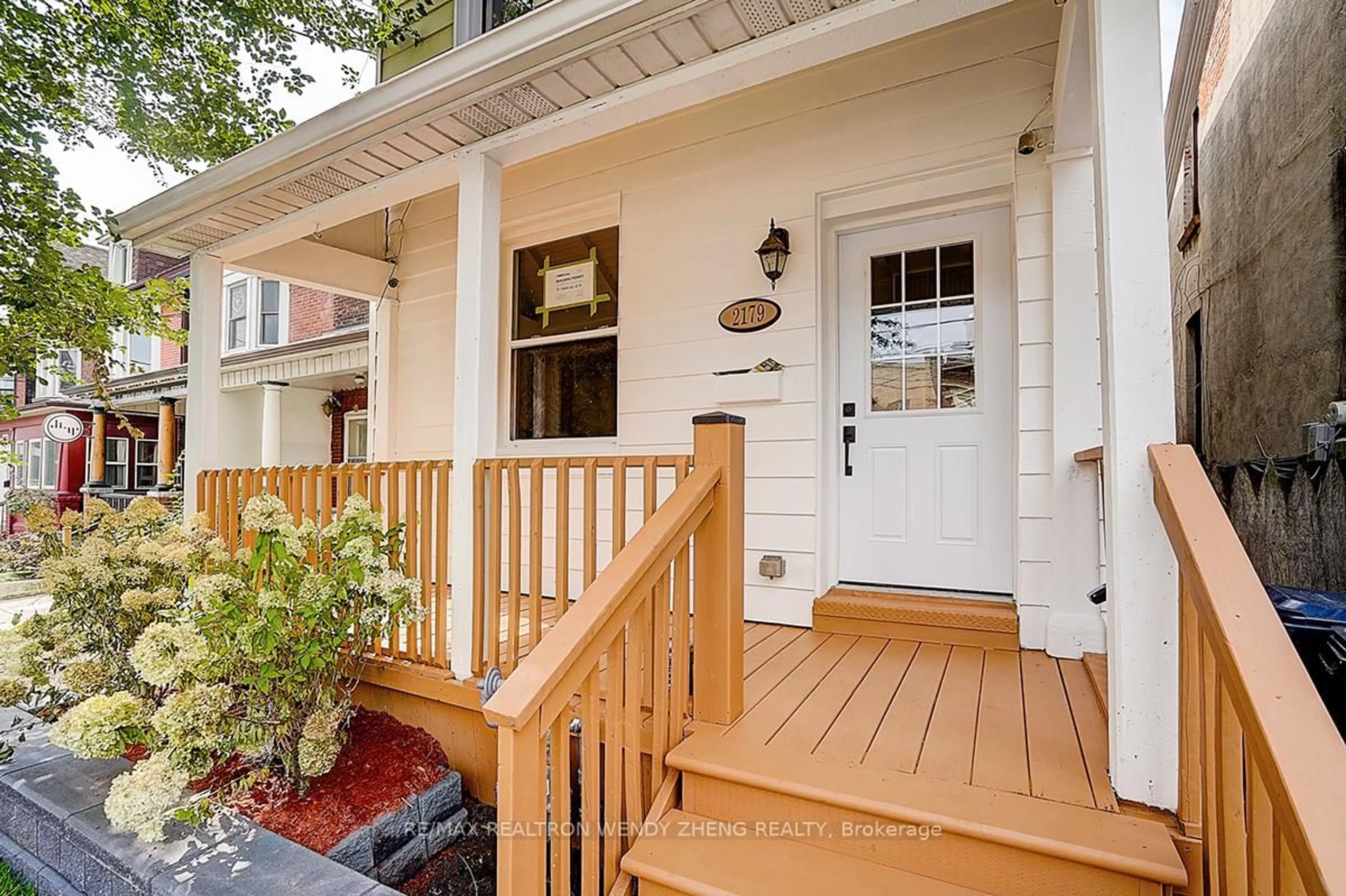 Home with vinyl exterior material, street for 2179 Dundas St, Toronto Ontario M6R 1X5