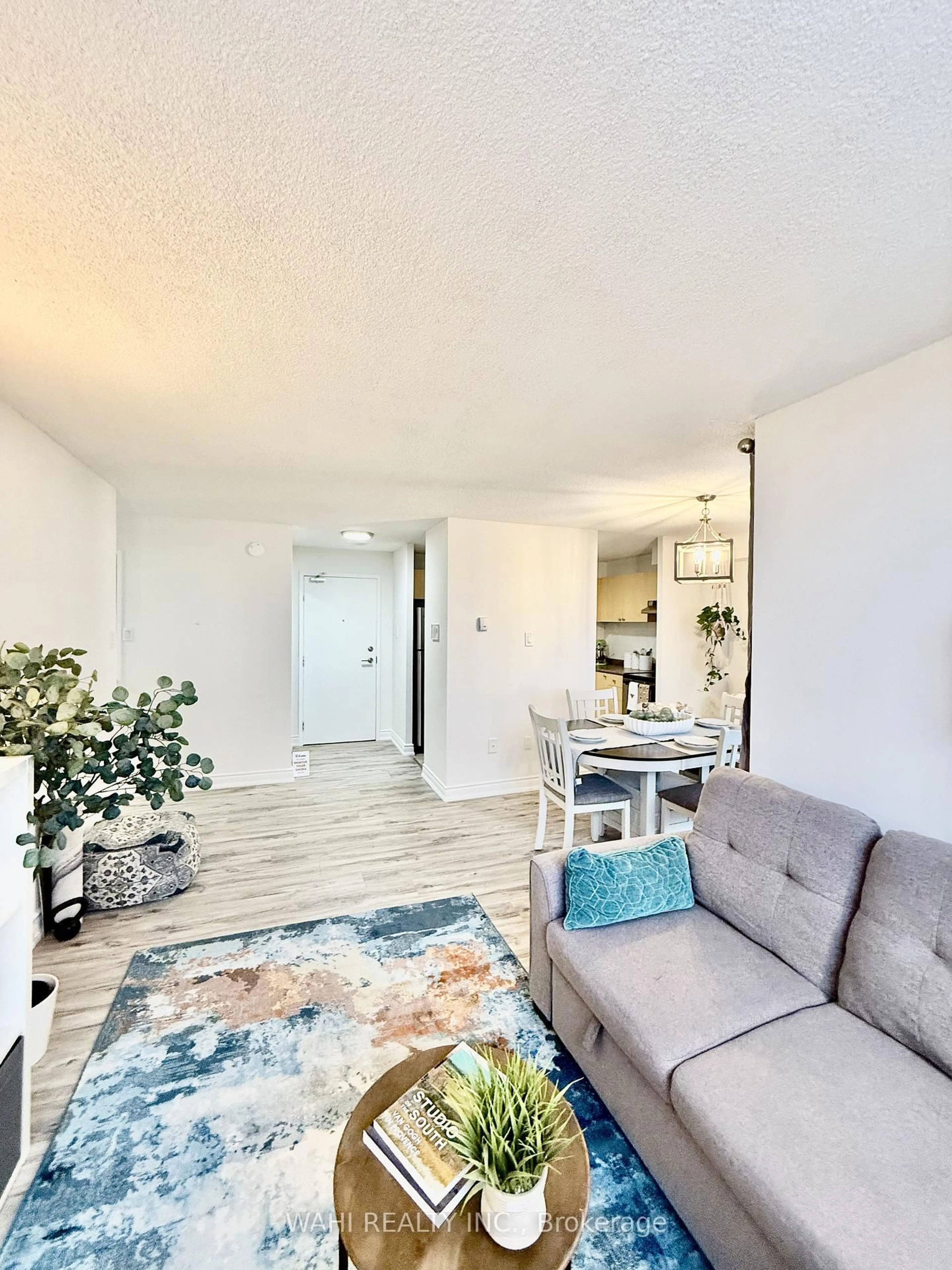 Living room with furniture, unknown for 2900 BATTLEFORD Rd #1212, Mississauga Ontario L5N 2V9