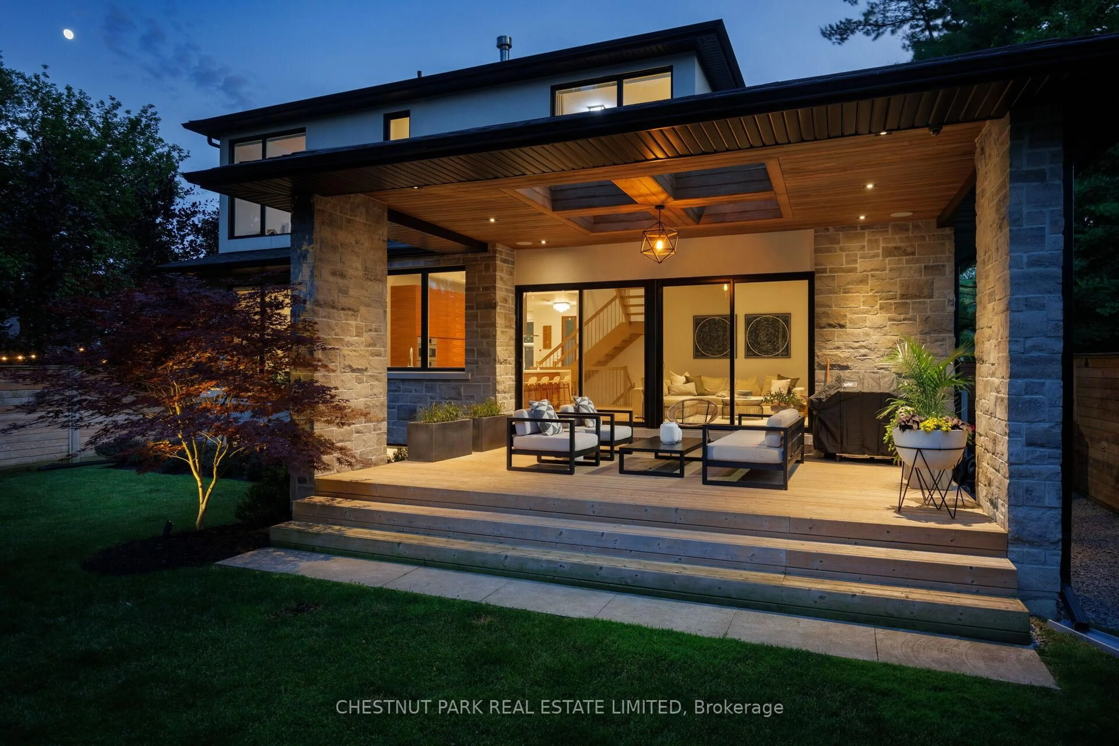 Home with brick exterior material, street for 2121 Harvest Dr, Mississauga Ontario L4Y 1T7