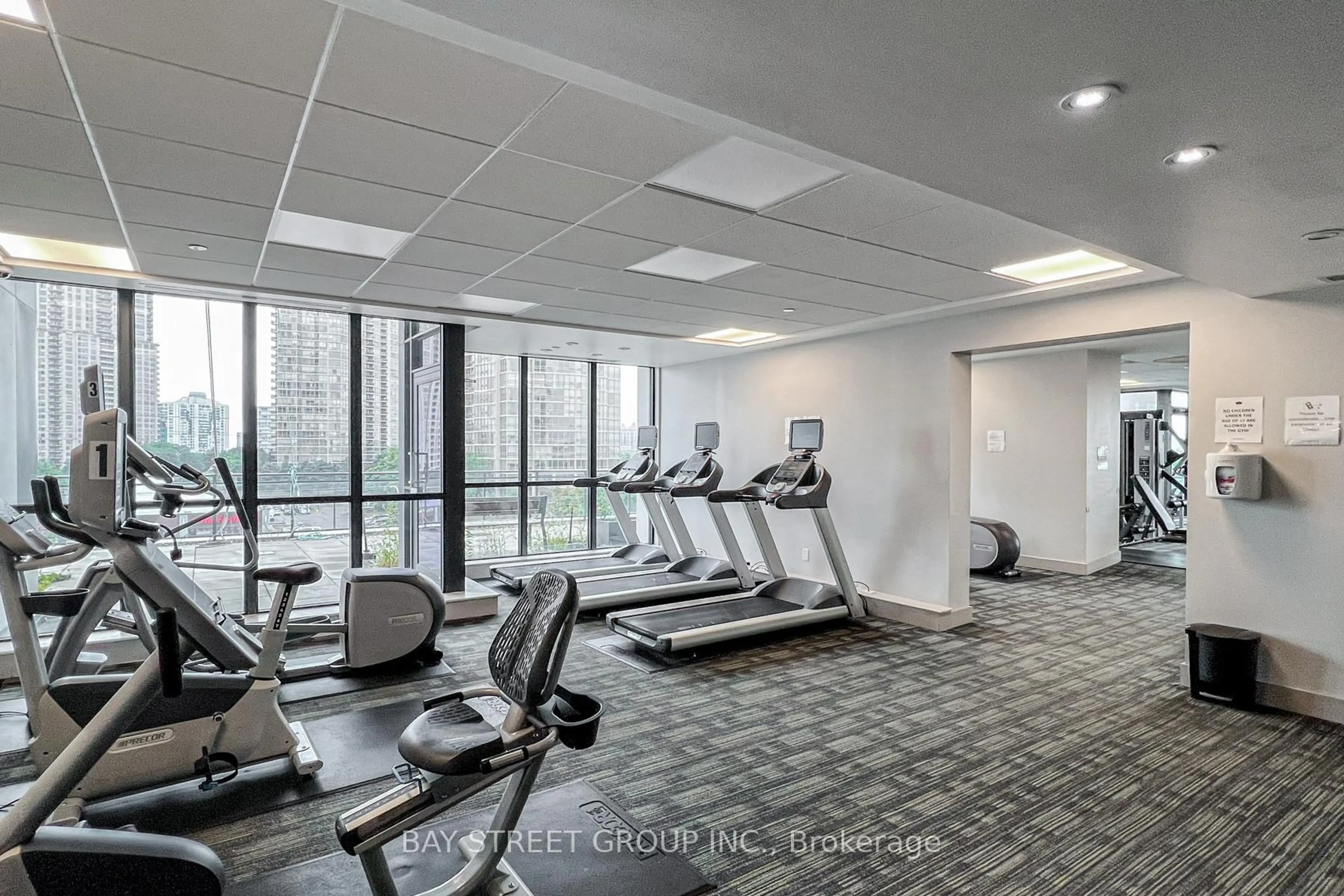 Gym or fitness room for 75 Eglinton Ave #2801, Mississauga Ontario L5R 0E5