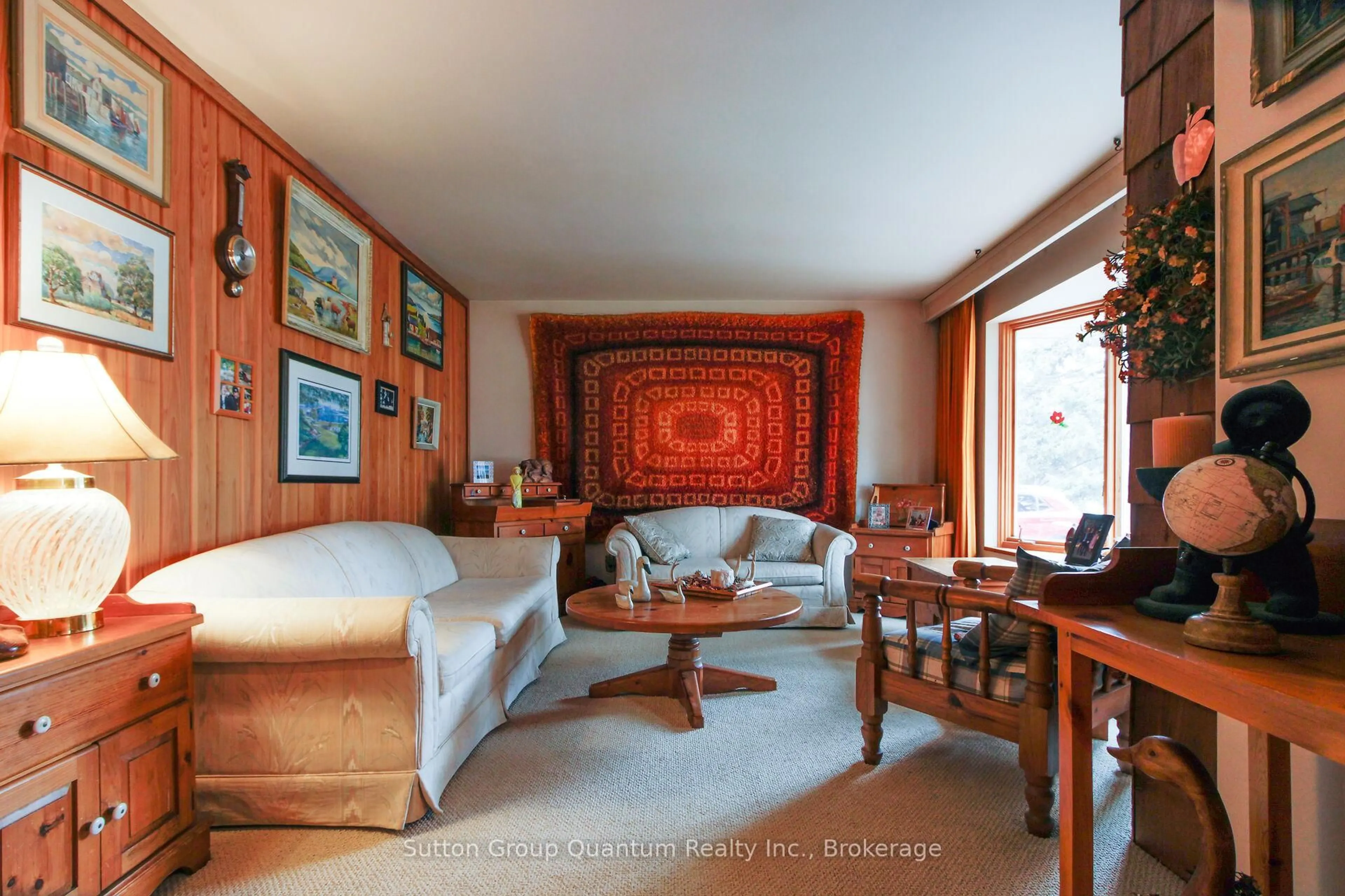 Living room with furniture, unknown for 1244 Bridge Rd, Oakville Ontario L6L 2C1