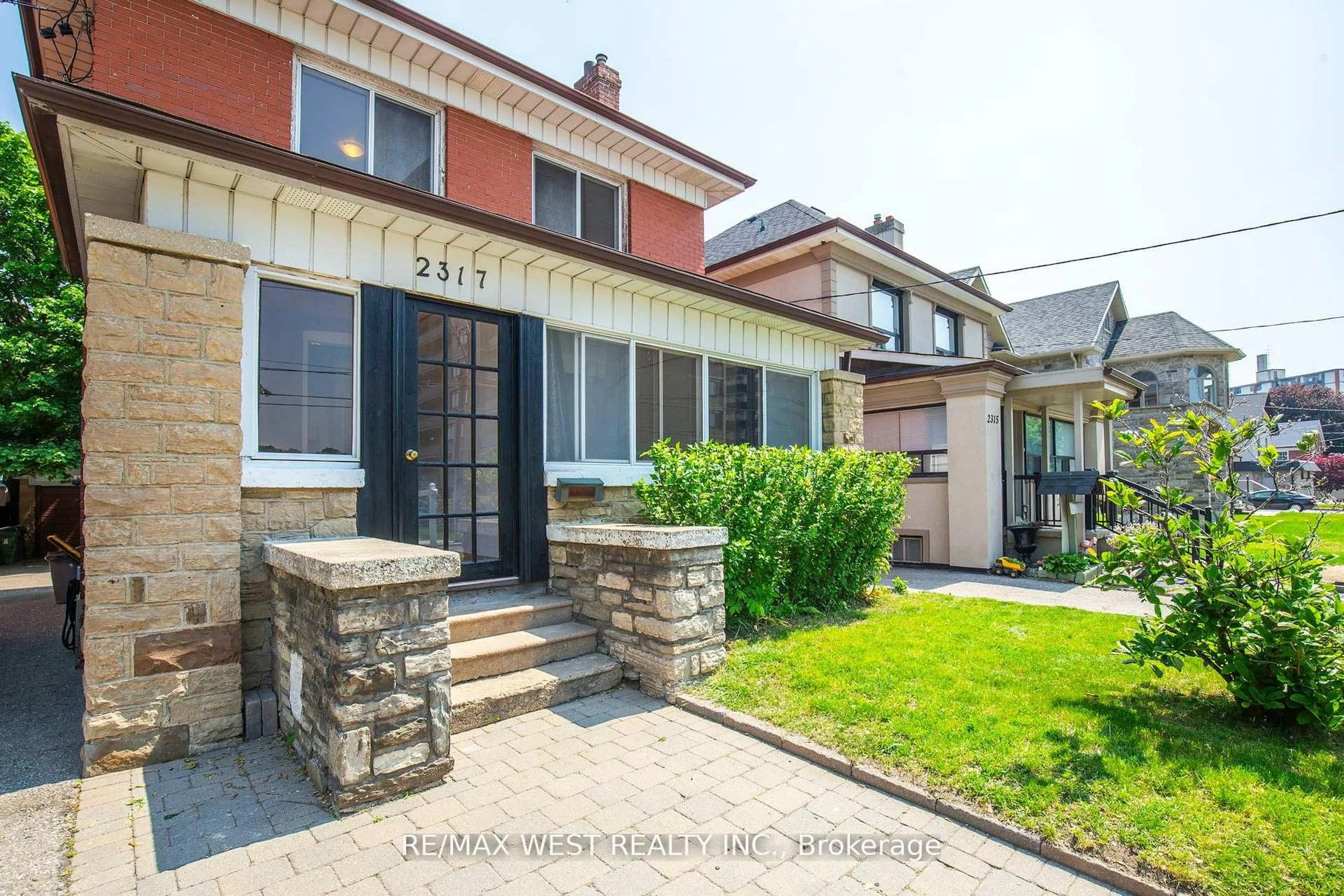 Home with brick exterior material, street for 2317 Weston Rd, Toronto Ontario M9N 1Z7