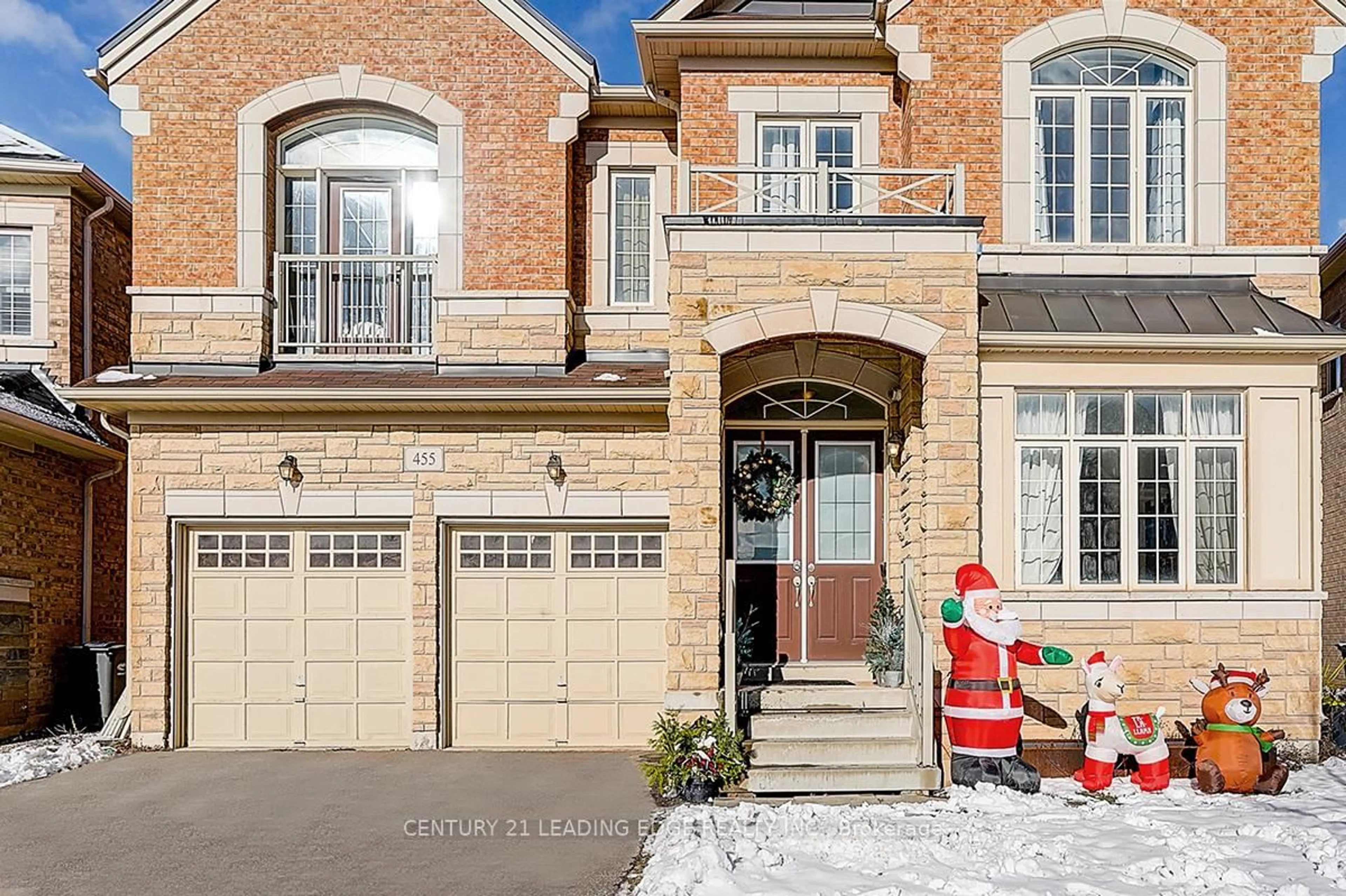 Home with brick exterior material, street for 455 Threshing Mill Blvd, Oakville Ontario L6H 0T4