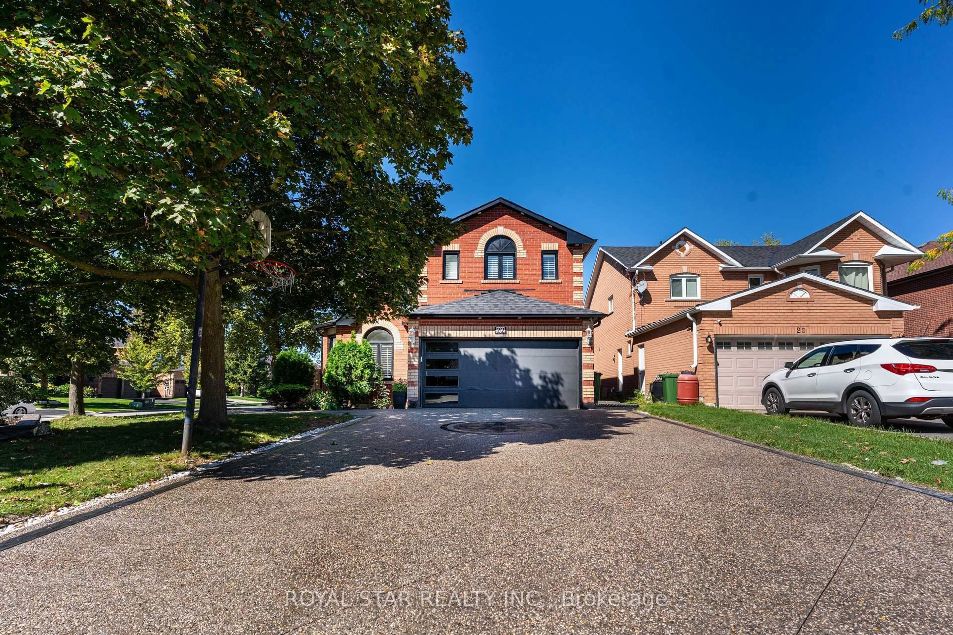 Home with brick exterior material, street for 22 Livingston Dr, Caledon Ontario L7C 1A1