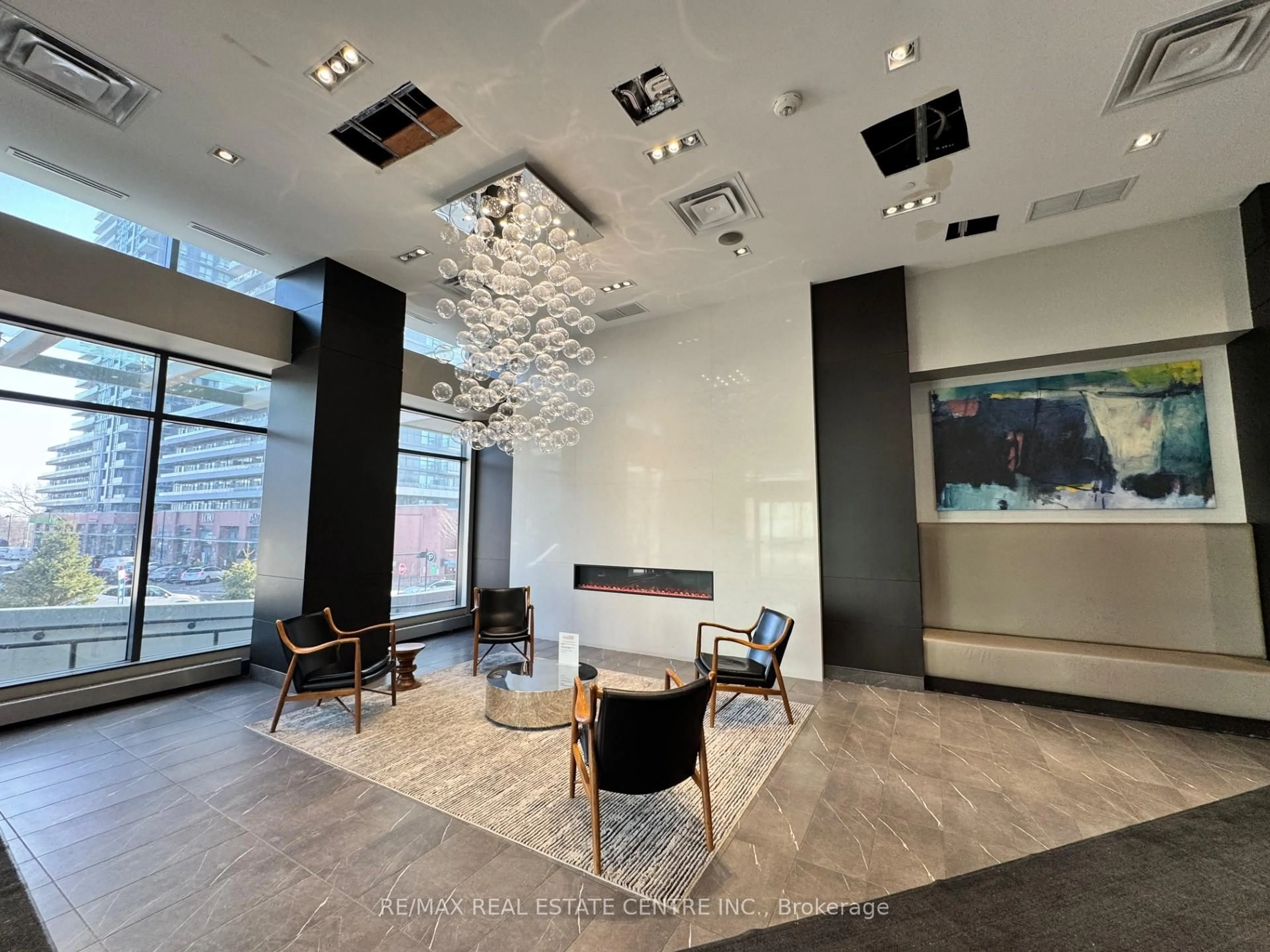 Lobby for 10 Park Lawn Rd #3604, Toronto Ontario M8V 0H9
