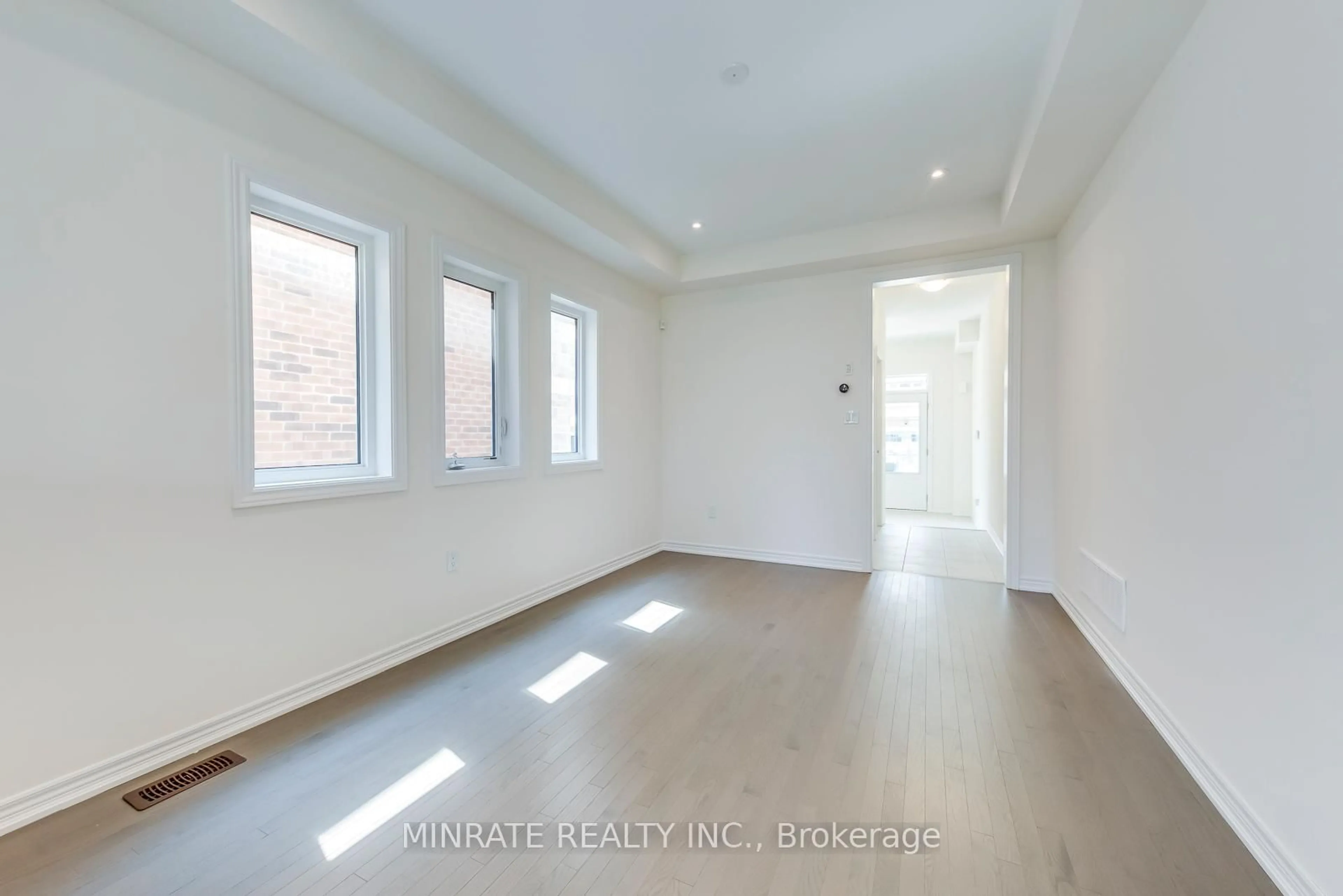 A pic of a room for 3139 Goodyear Rd, Burlington Ontario L7M 1A2