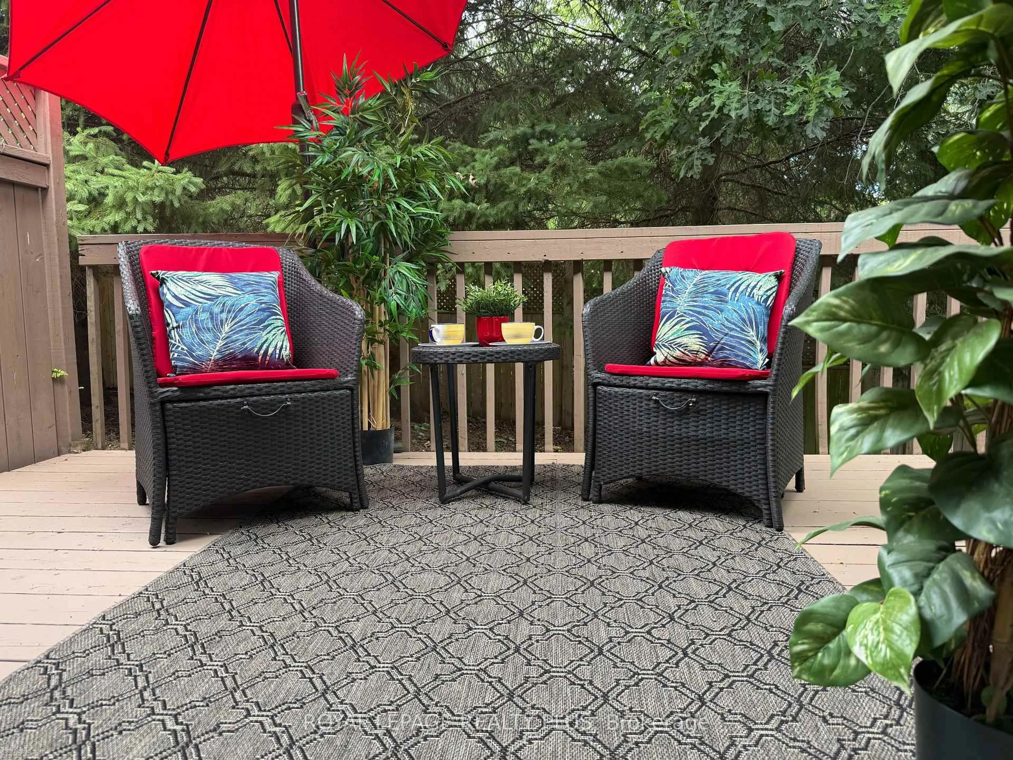 Patio, unknown for 1010 Cristina Crt #6, Mississauga Ontario L5J 4T7