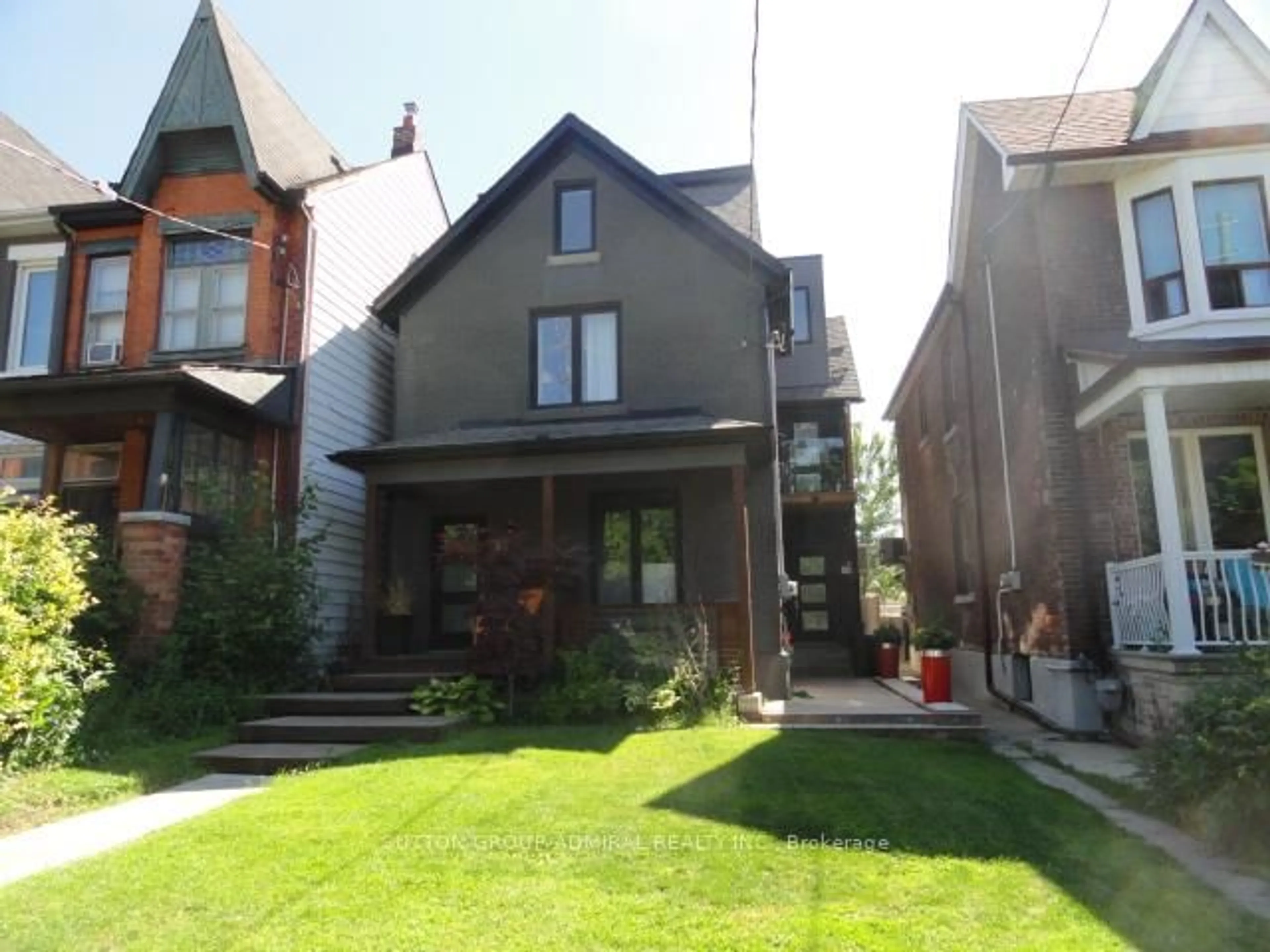 Home with brick exterior material, street for 33 Edwin Ave, Toronto Ontario M6P 3Z2