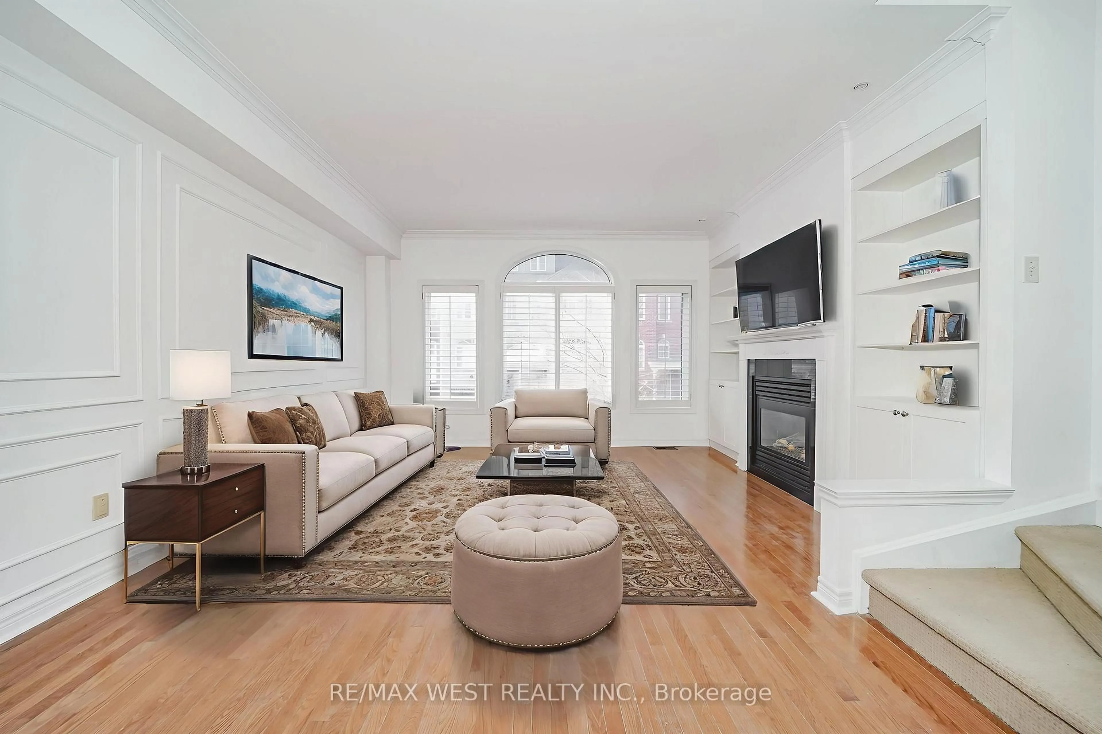 Living room with furniture, unknown for 8 James Stock Path #36, Toronto Ontario M8Z 6C6