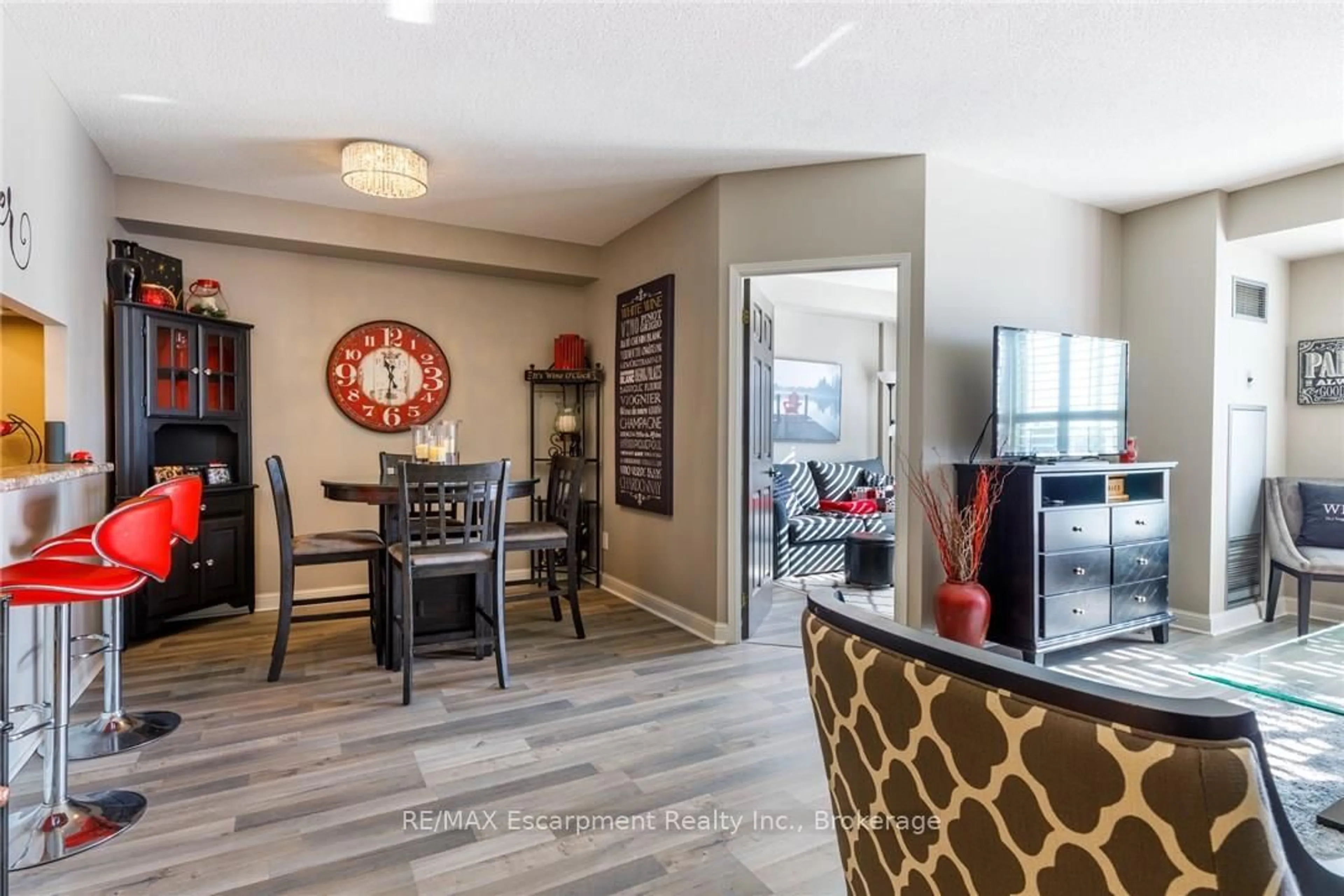 Unknown for 430 PEARL St #408, Burlington Ontario L7R 4J8