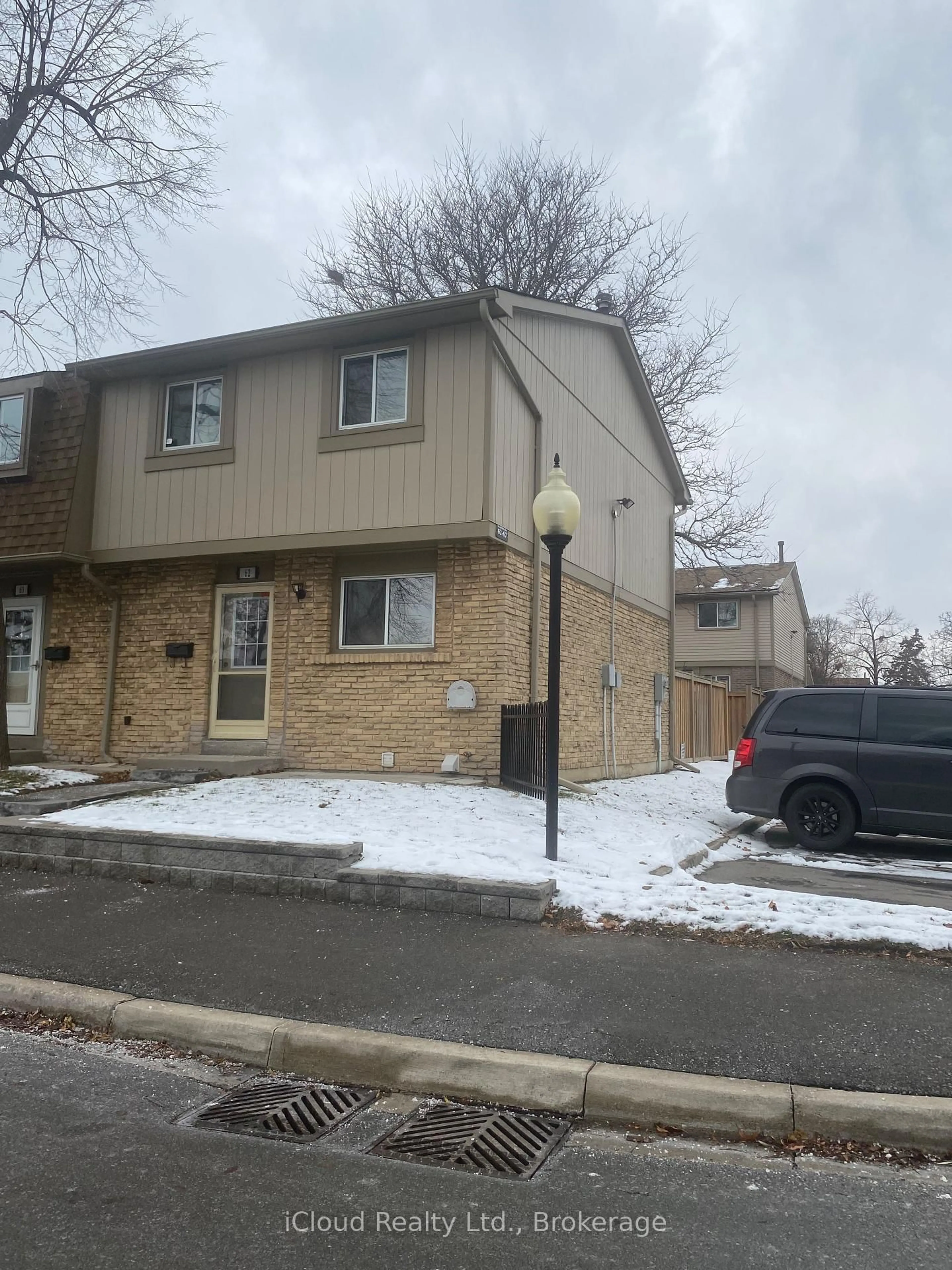 Unknown for 81 Hansen Rd #62, Brampton Ontario L6V 3C7