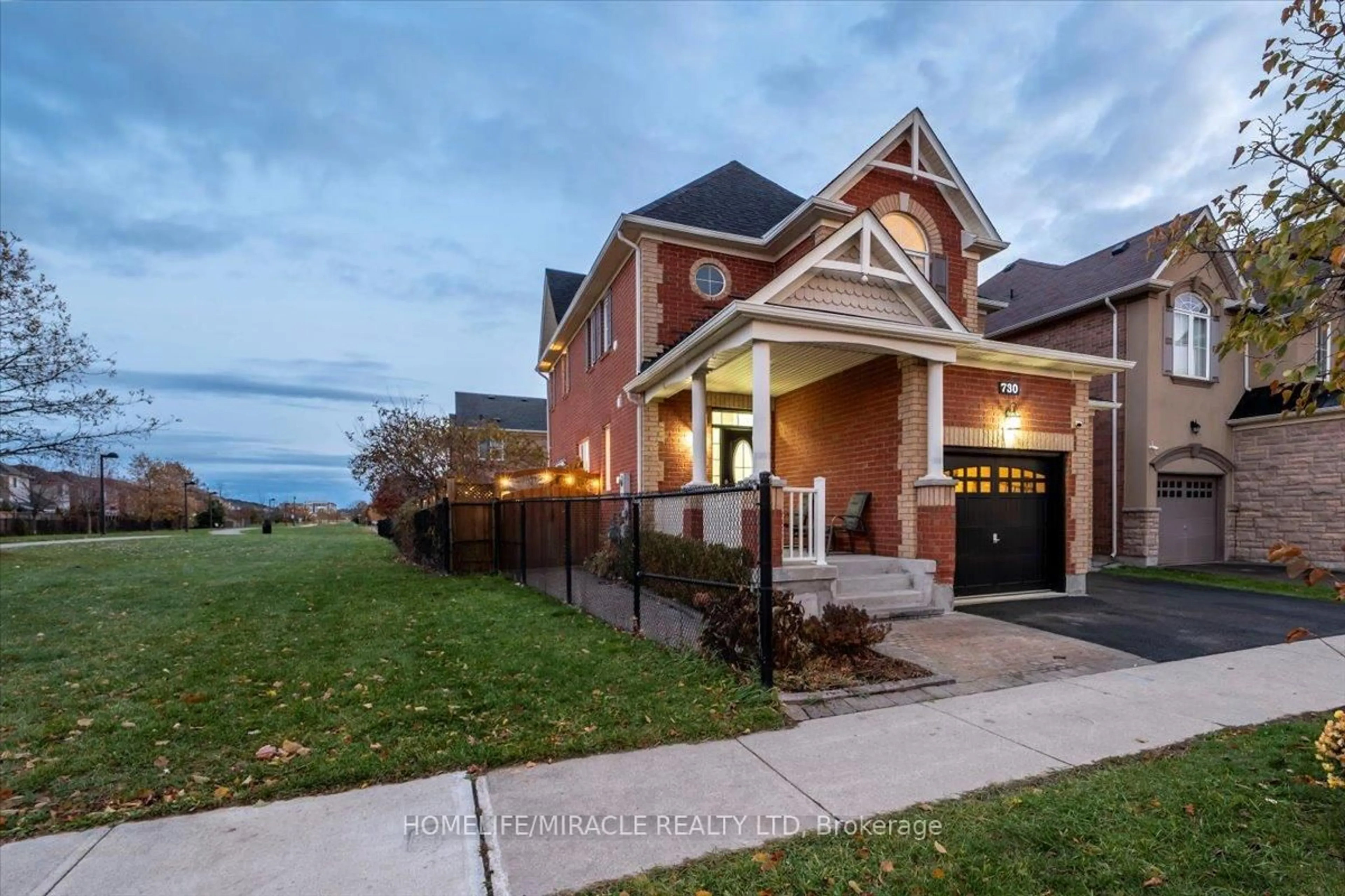 Home with brick exterior material, street for 730 Bolingbroke Dr, Milton Ontario L9T 6Z3