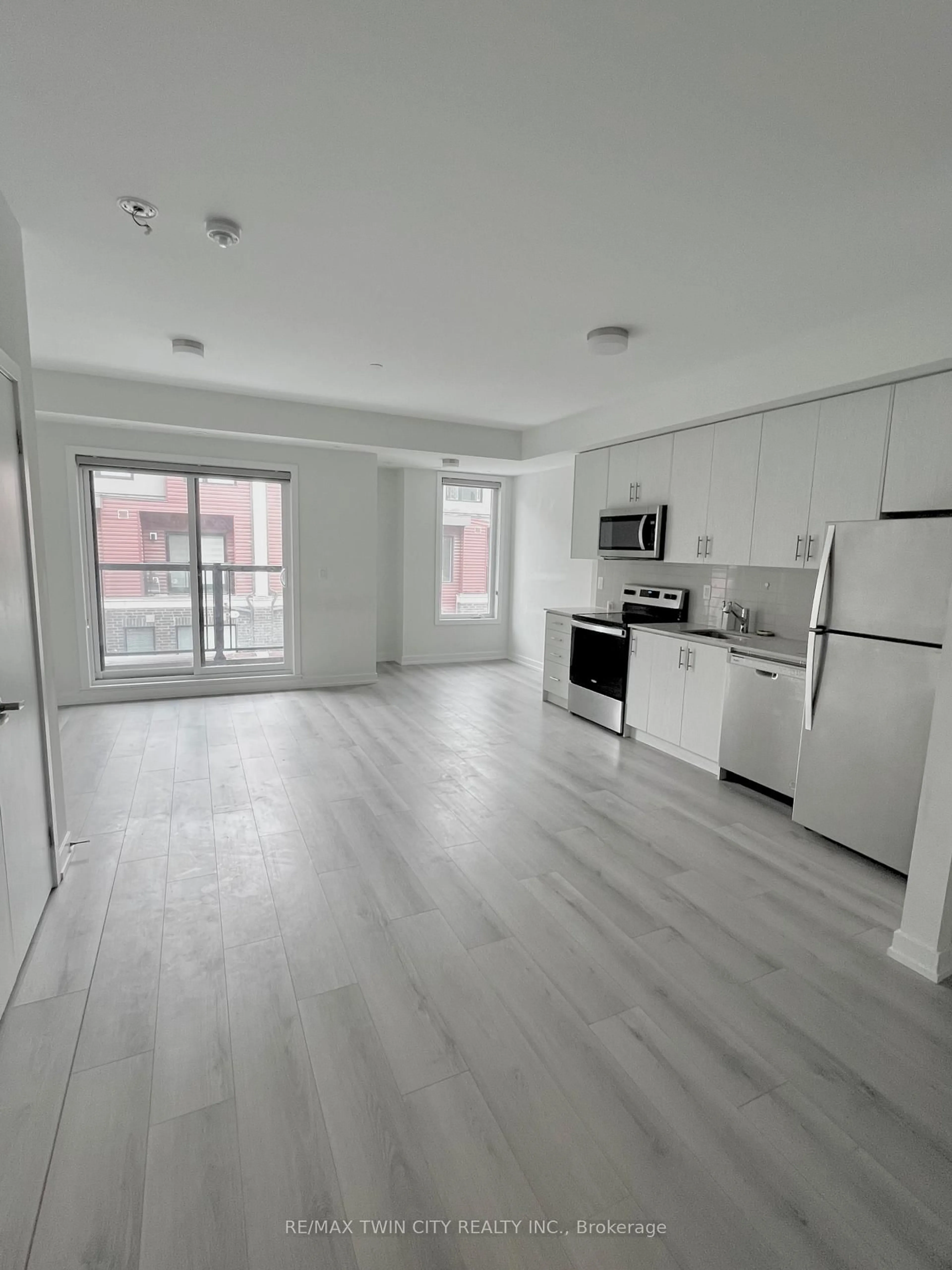 Unknown for 3550 Colonial Dr #32, Mississauga Ontario L5L 0C1