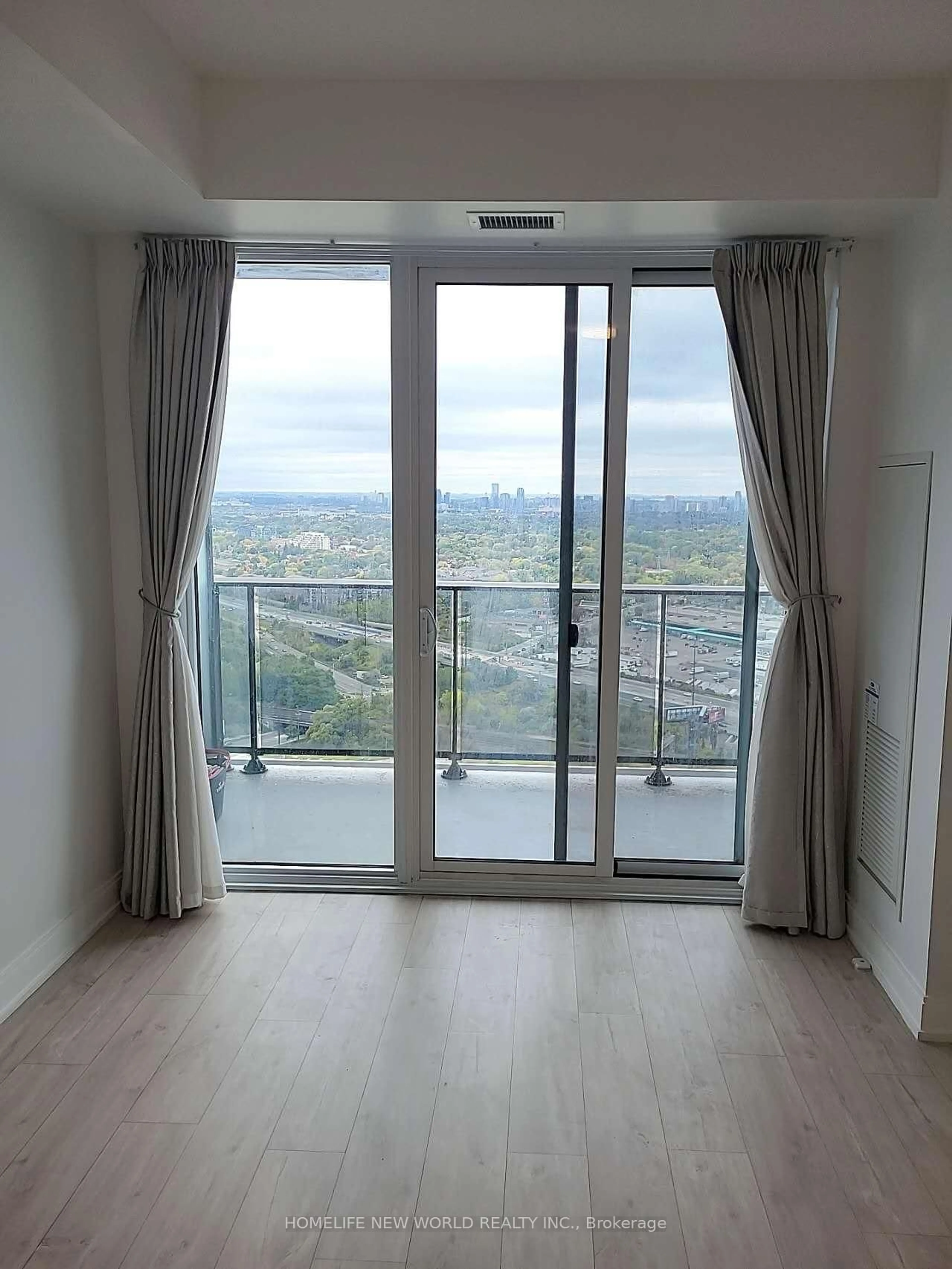 A pic of a room for 70 Annie Craig Dr #3909, Toronto Ontario M8V 0G2