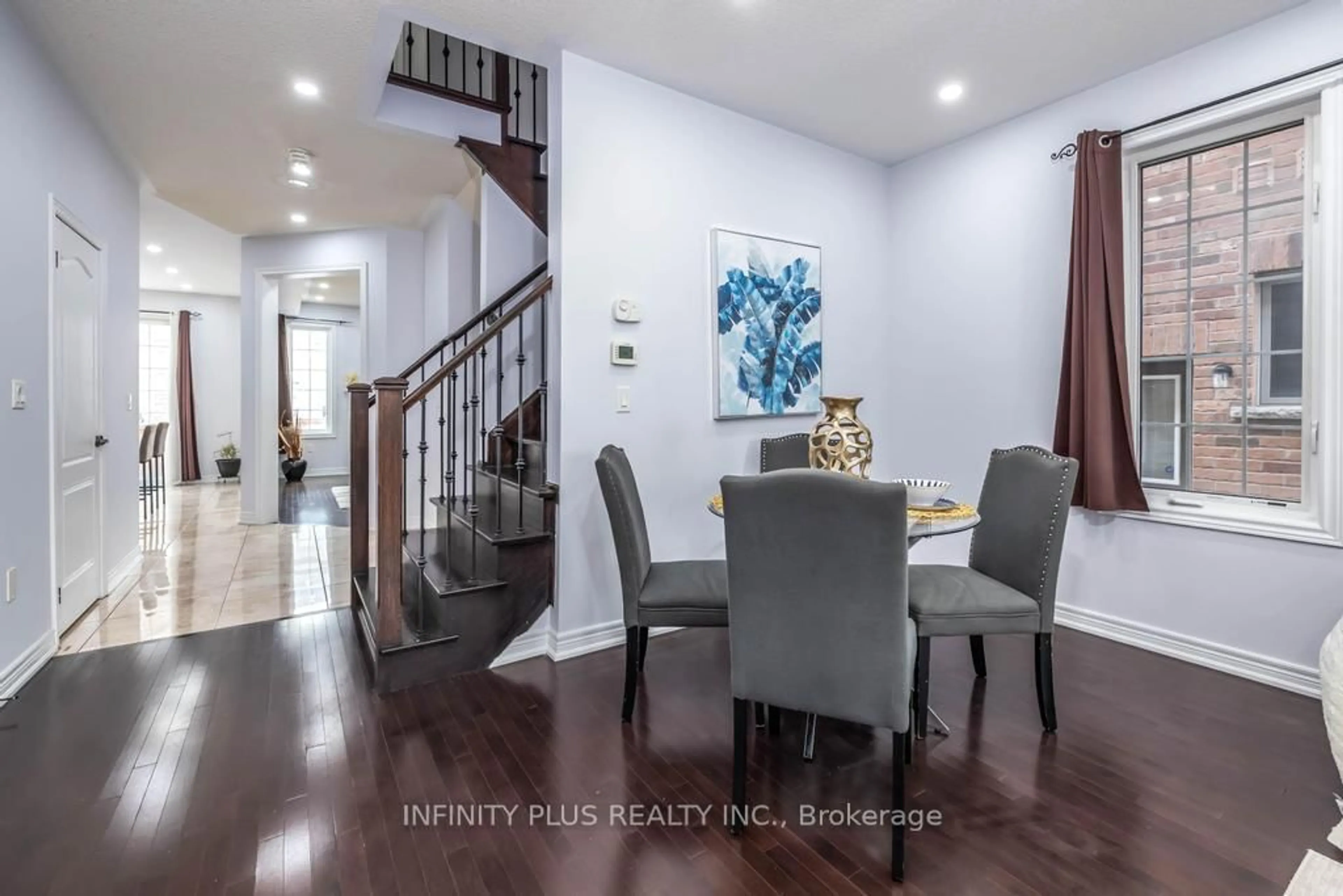 Dining room, unknown for 13 Buchanan Cres, Brampton Ontario L6X 5M3
