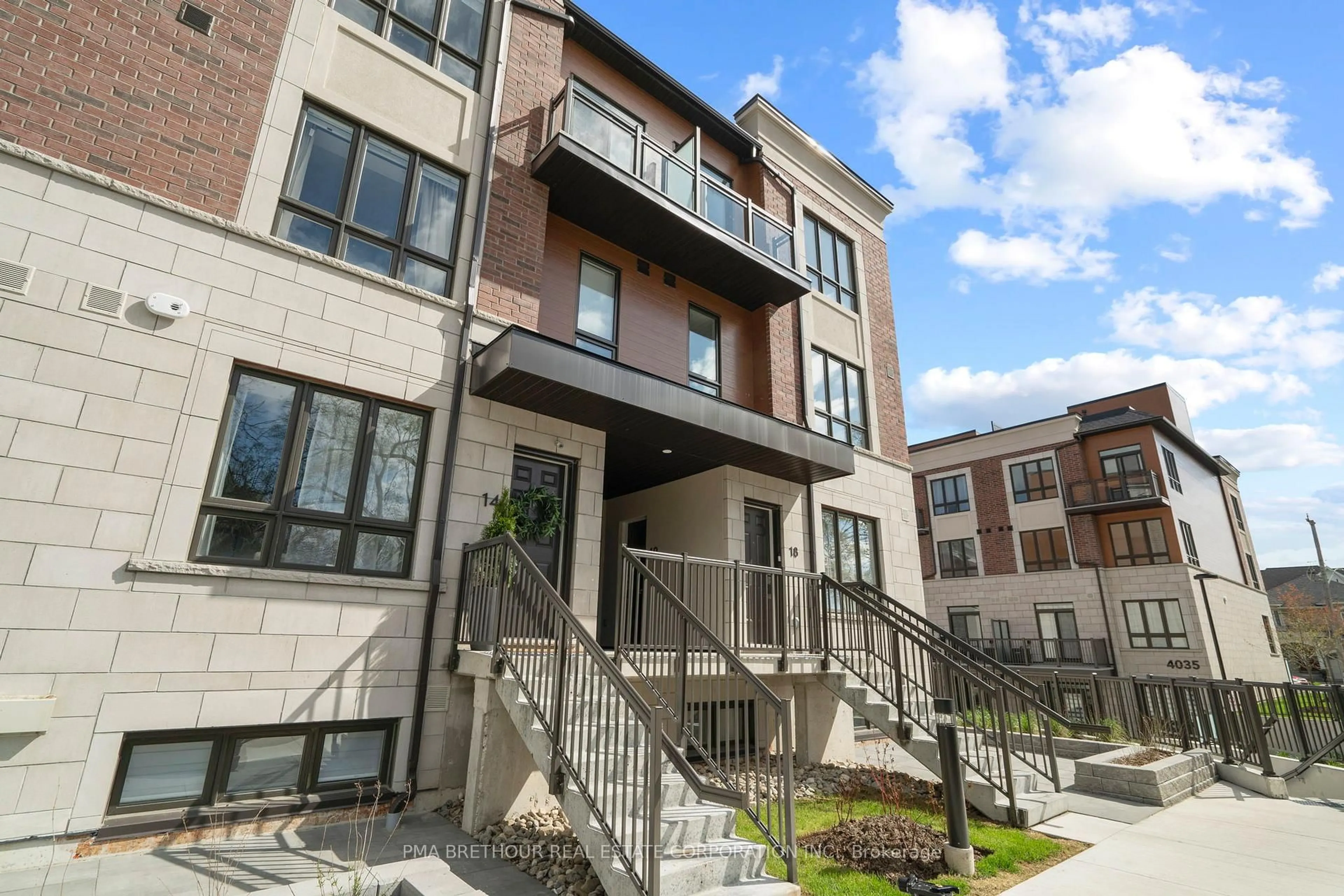 Home with brick exterior material, street for 4045 Hickory Dr #19, Mississauga Ontario L4W 0G6