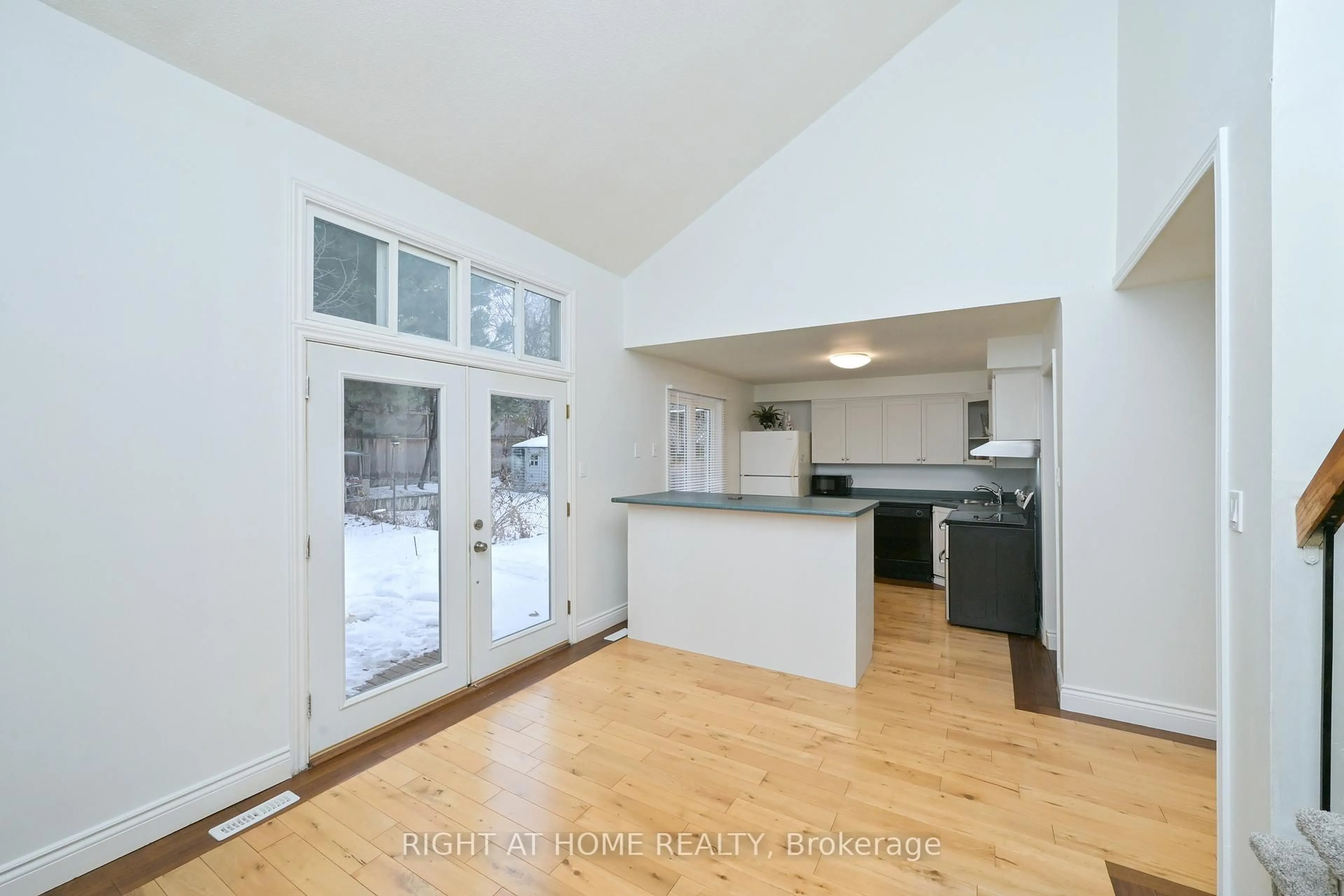 Open concept kitchen, unknown for 82 Leacrest St, Brampton Ontario L6S 3K6