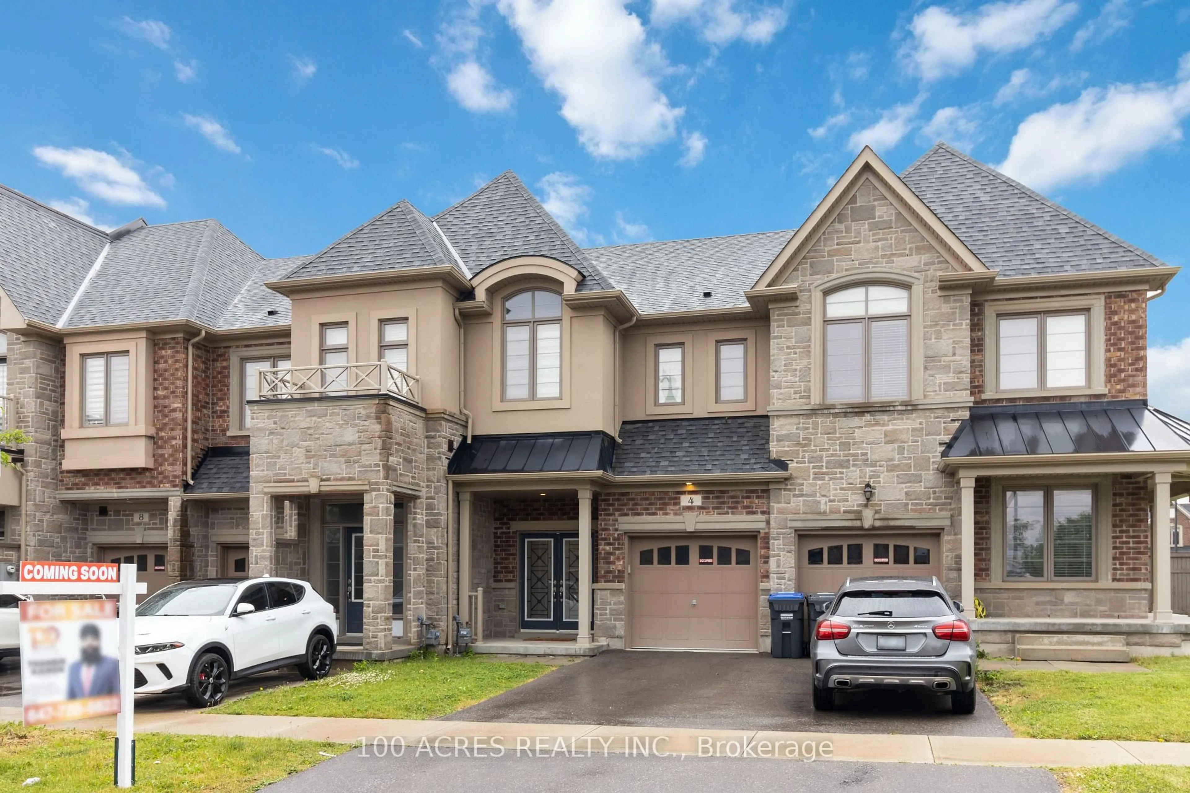 Home with brick exterior material, street for 4 Dalbeattie Dr, Brampton Ontario L6Y 6H6